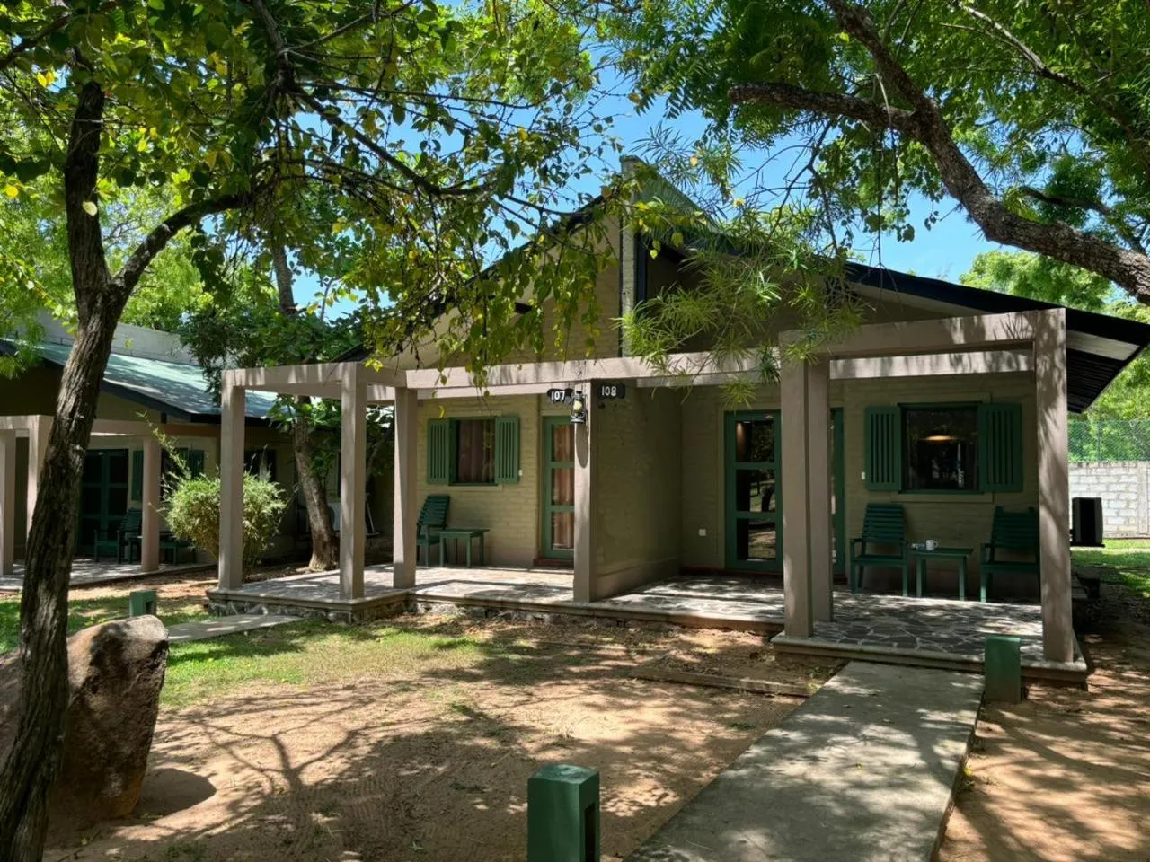 Property building in Hotel Elephant Reach