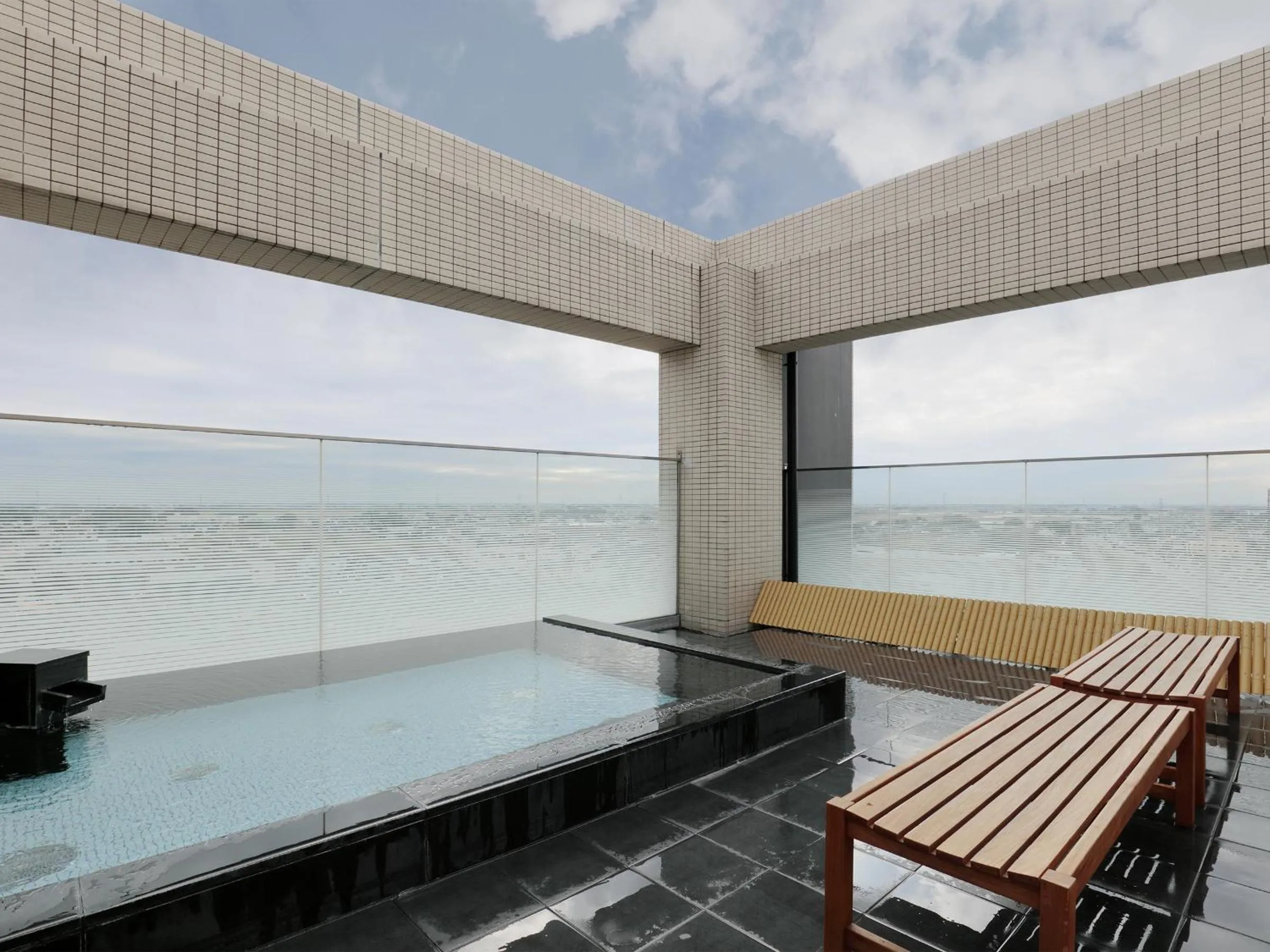 Open Air Bath in Candeo Hotels Sano