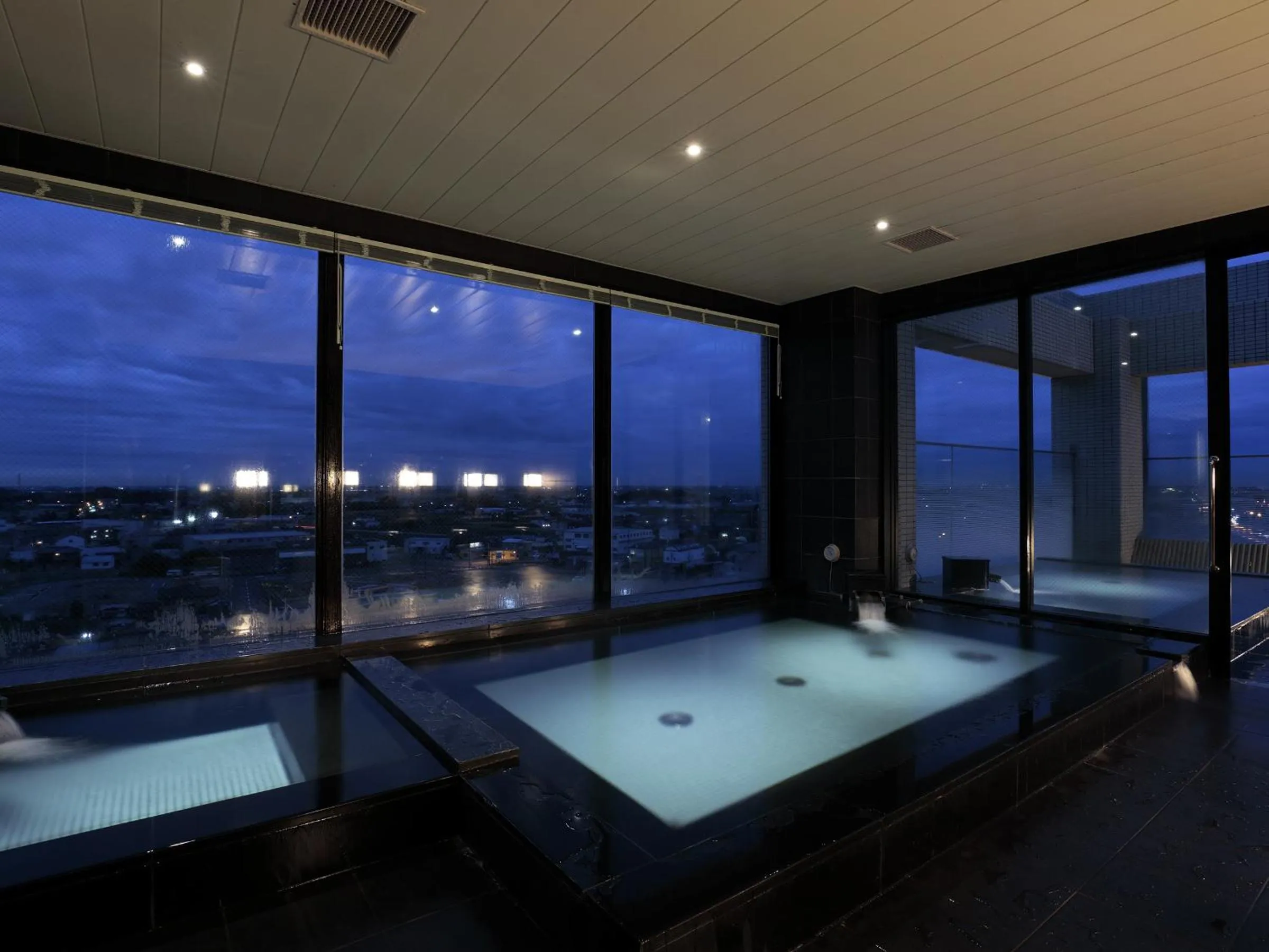 Public Bath in Candeo Hotels Sano