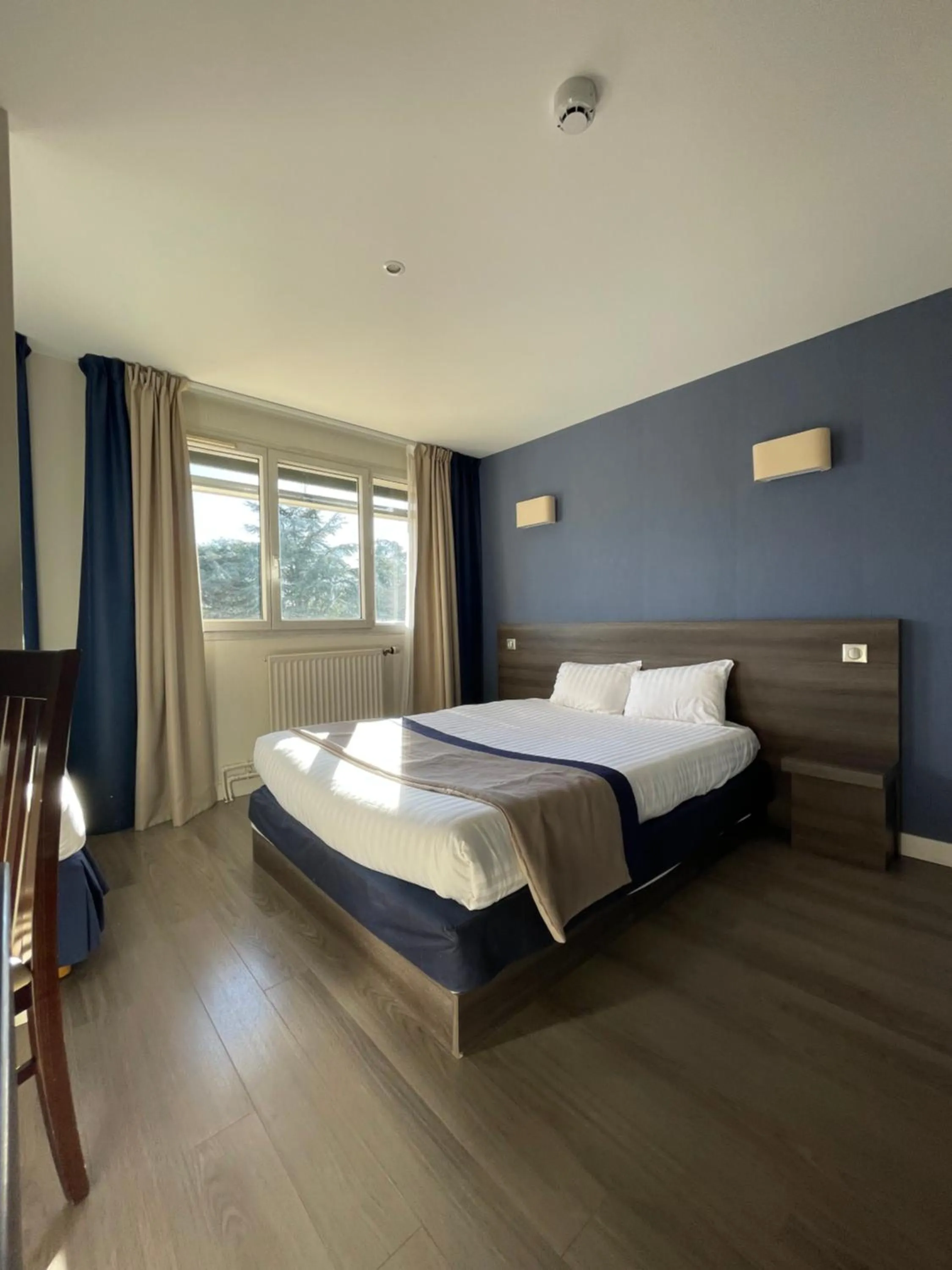 Bed in Hôtel Valpré