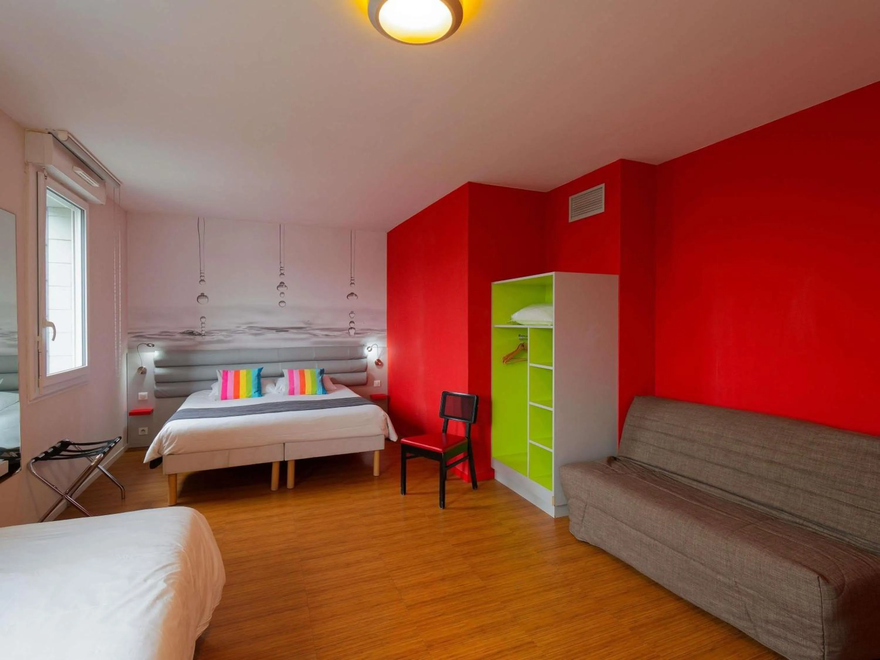 Bedroom, Bed in ibis Styles Saint Brieuc Gare Centre
