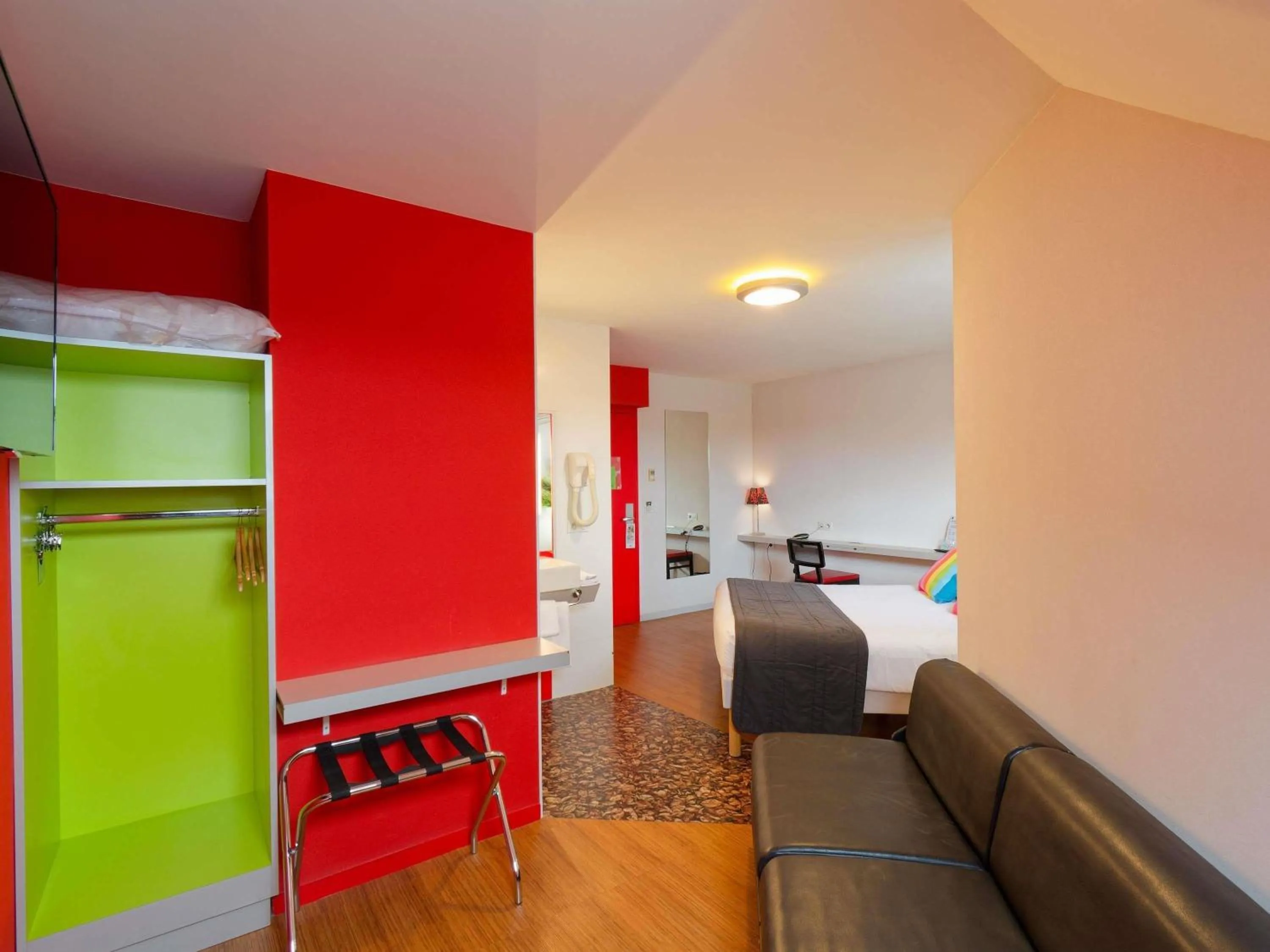 Bedroom in ibis Styles Saint Brieuc Gare Centre