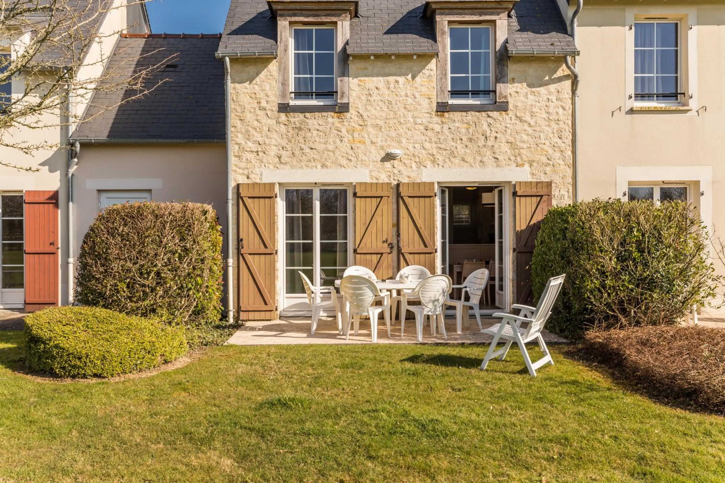 Property building in Résidence Pierre & Vacances le Green Beach