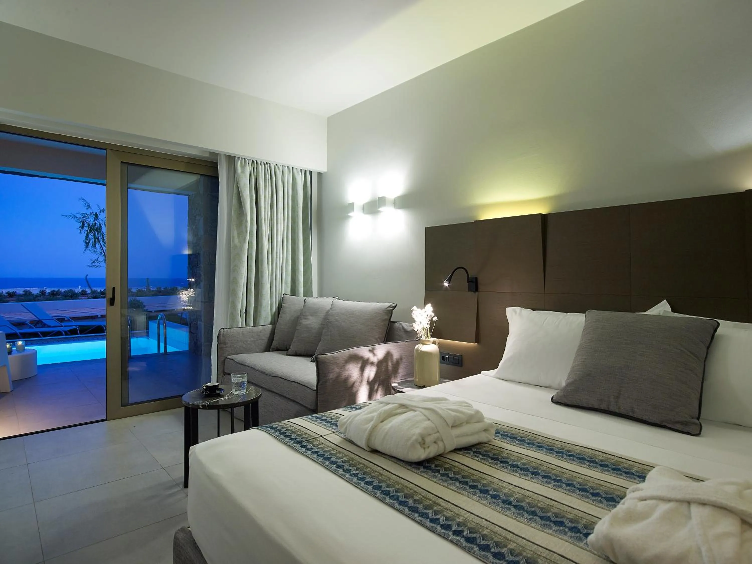 Photo of the whole room in Kakkos Beach Hotel - Adults Only