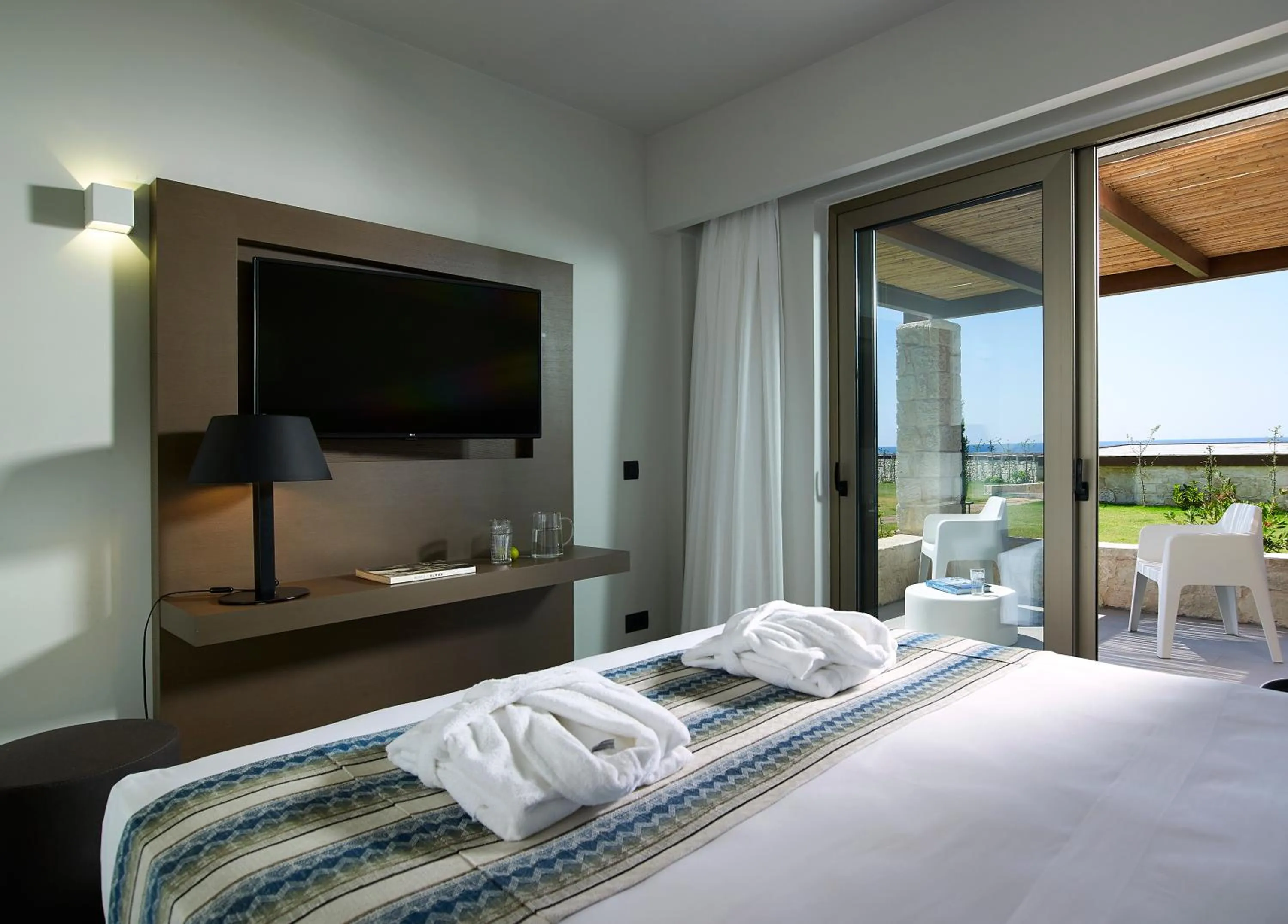 Photo of the whole room in Kakkos Beach Hotel - Adults Only