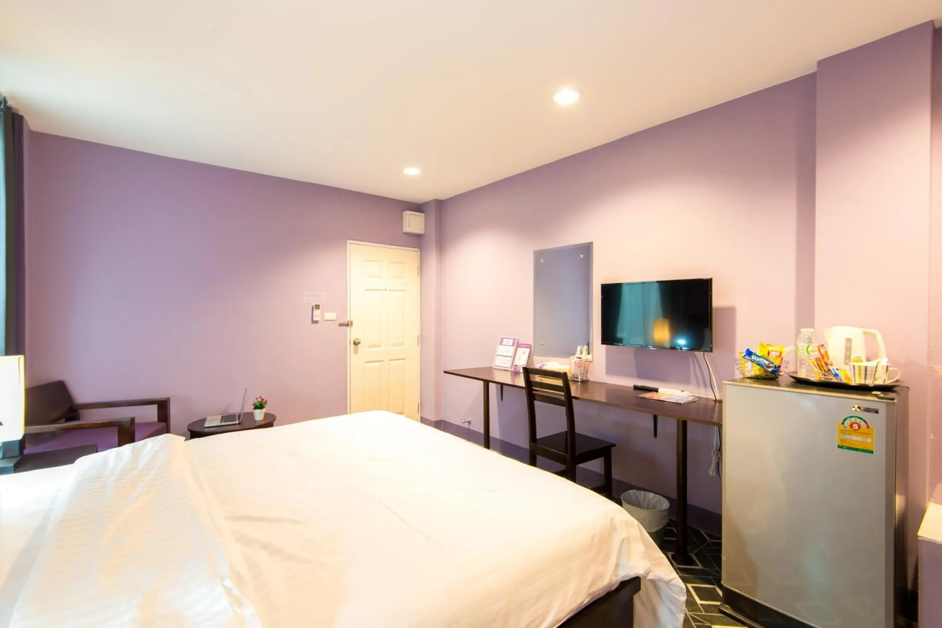 Deluxe Twin Room with Round Trip Airport Transfer in Lilac Relax-Residence Deluxe Twin Room with Round Trip Airport Transfer in Lilac Relax-Residence