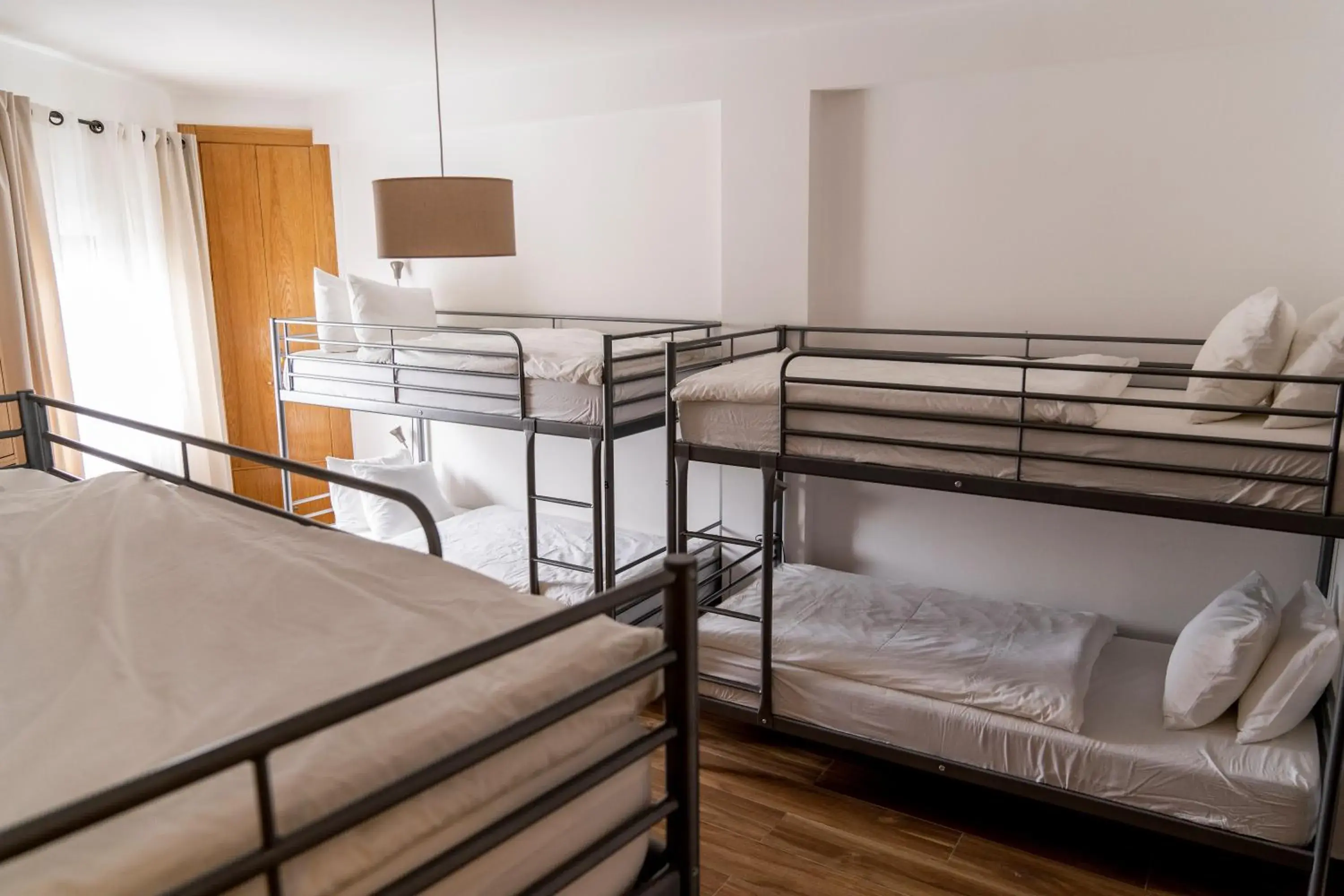 Bed in 6-Bed Female Dormitory Room in OceanOasis Bed in 6-Bed Female Dormitory Room in OceanOasis