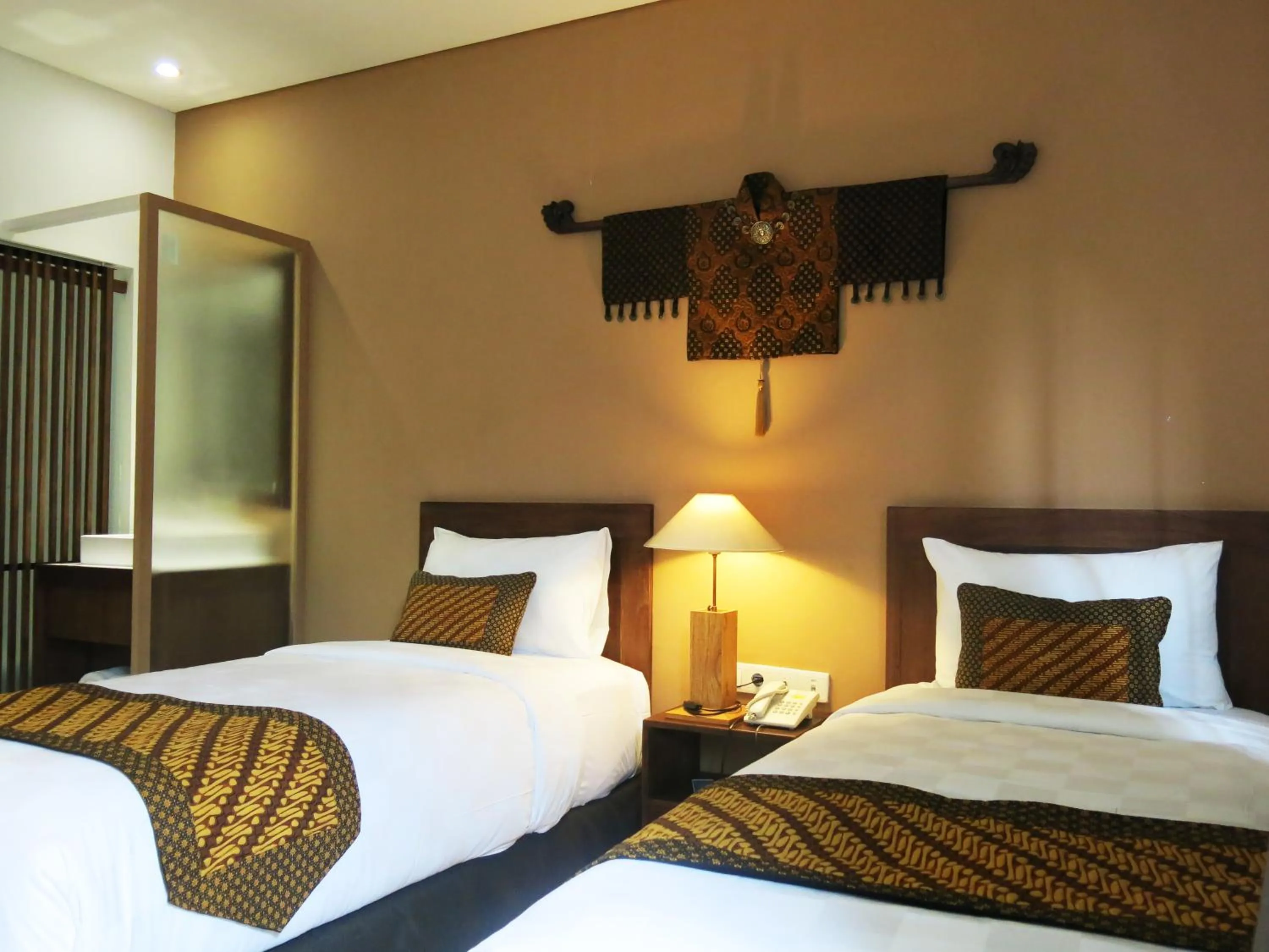 Bedroom, Bed in Hotel Puriartha Ubud