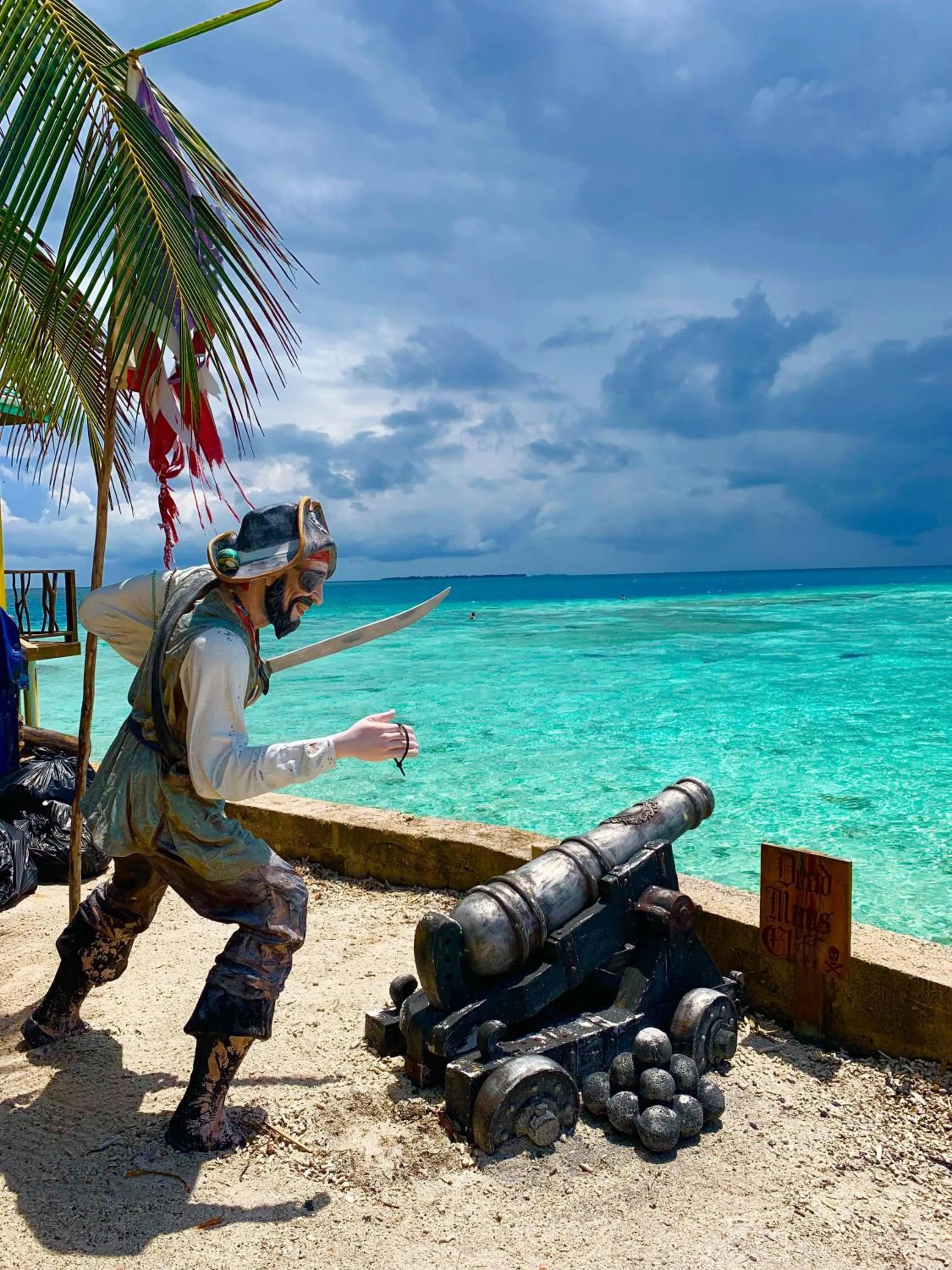 King Lewey's Island Resort