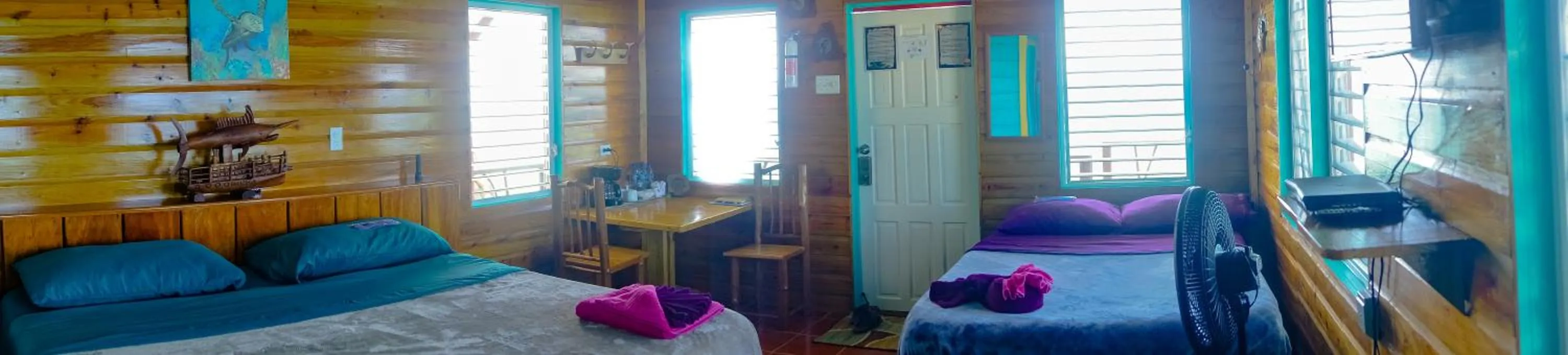 Bed in King Lewey's Island Resort