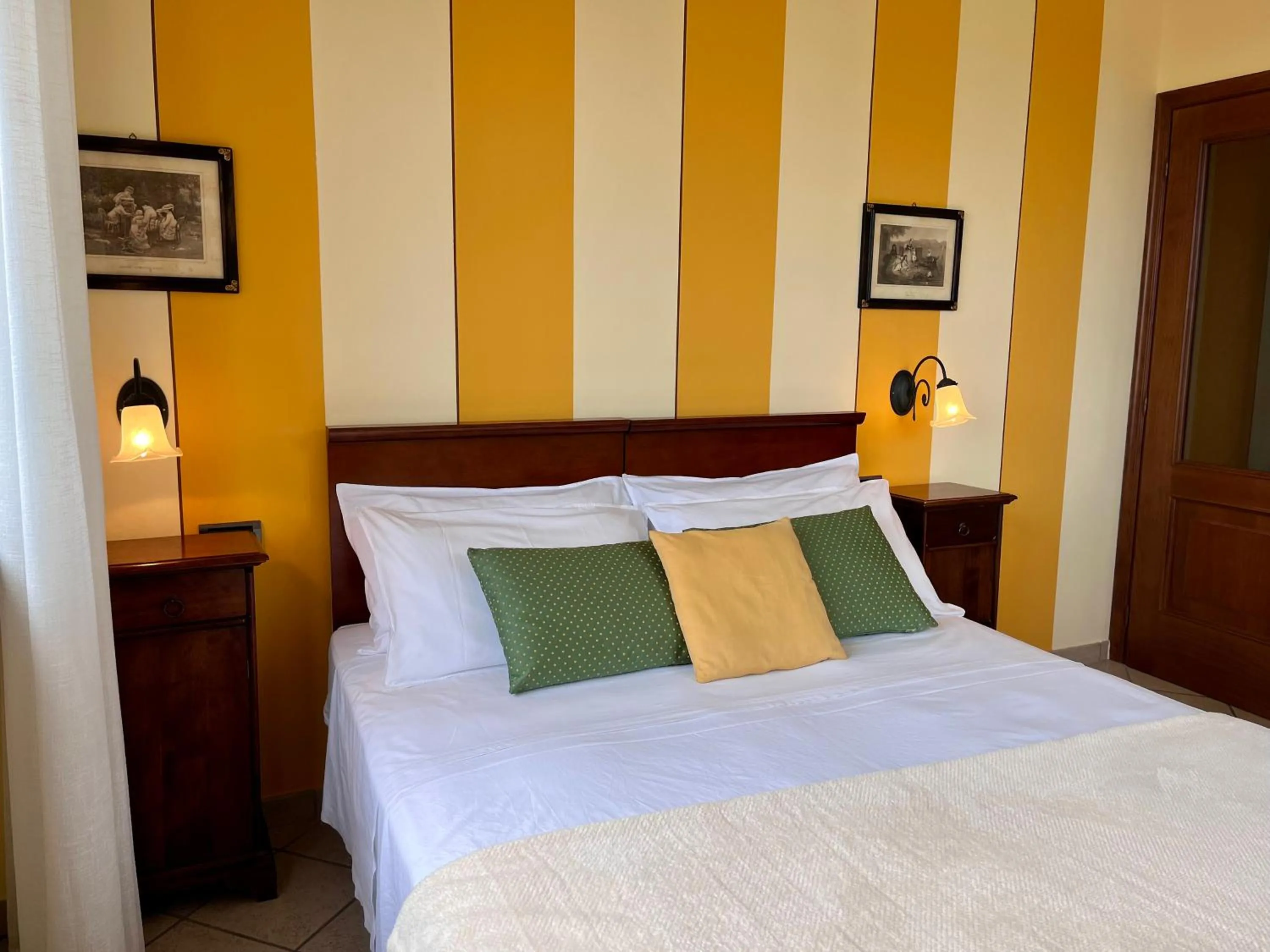 Bedroom, Bed in Belvedere Bike Hotel