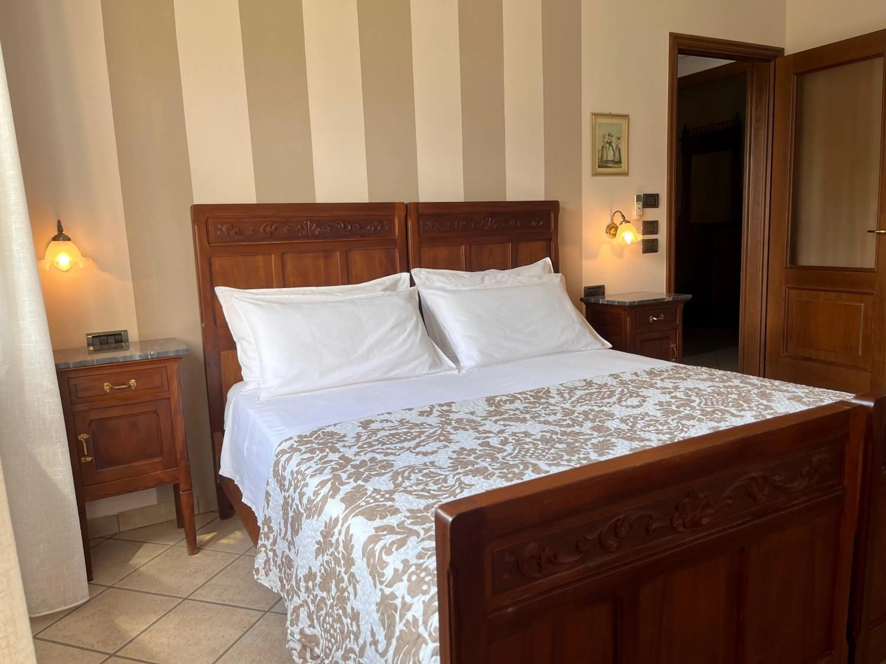 Bedroom, Bed in Belvedere Bike Hotel