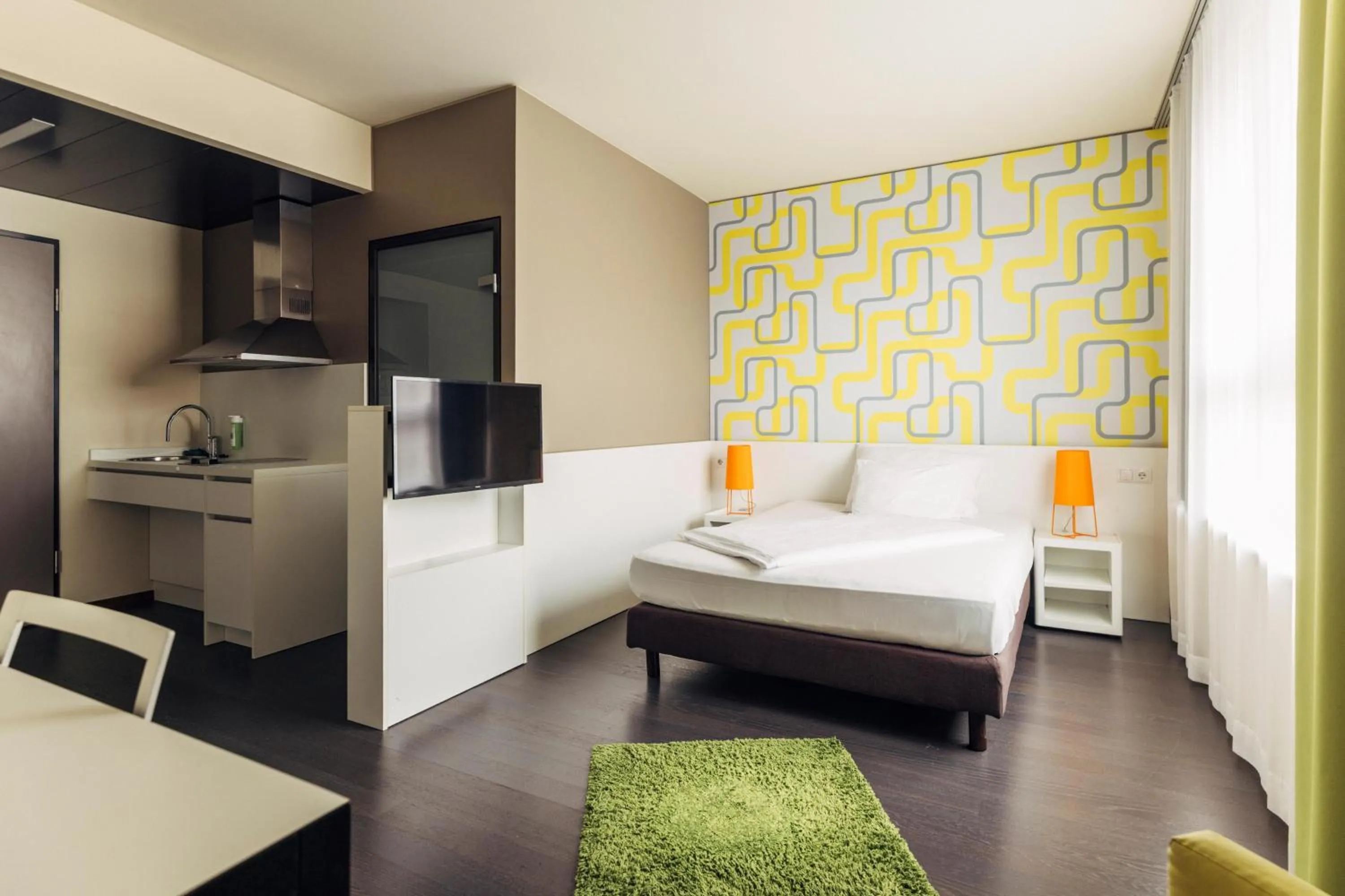 Photo of the whole room, Bed in harry's home Dornbirn hotel & apartments