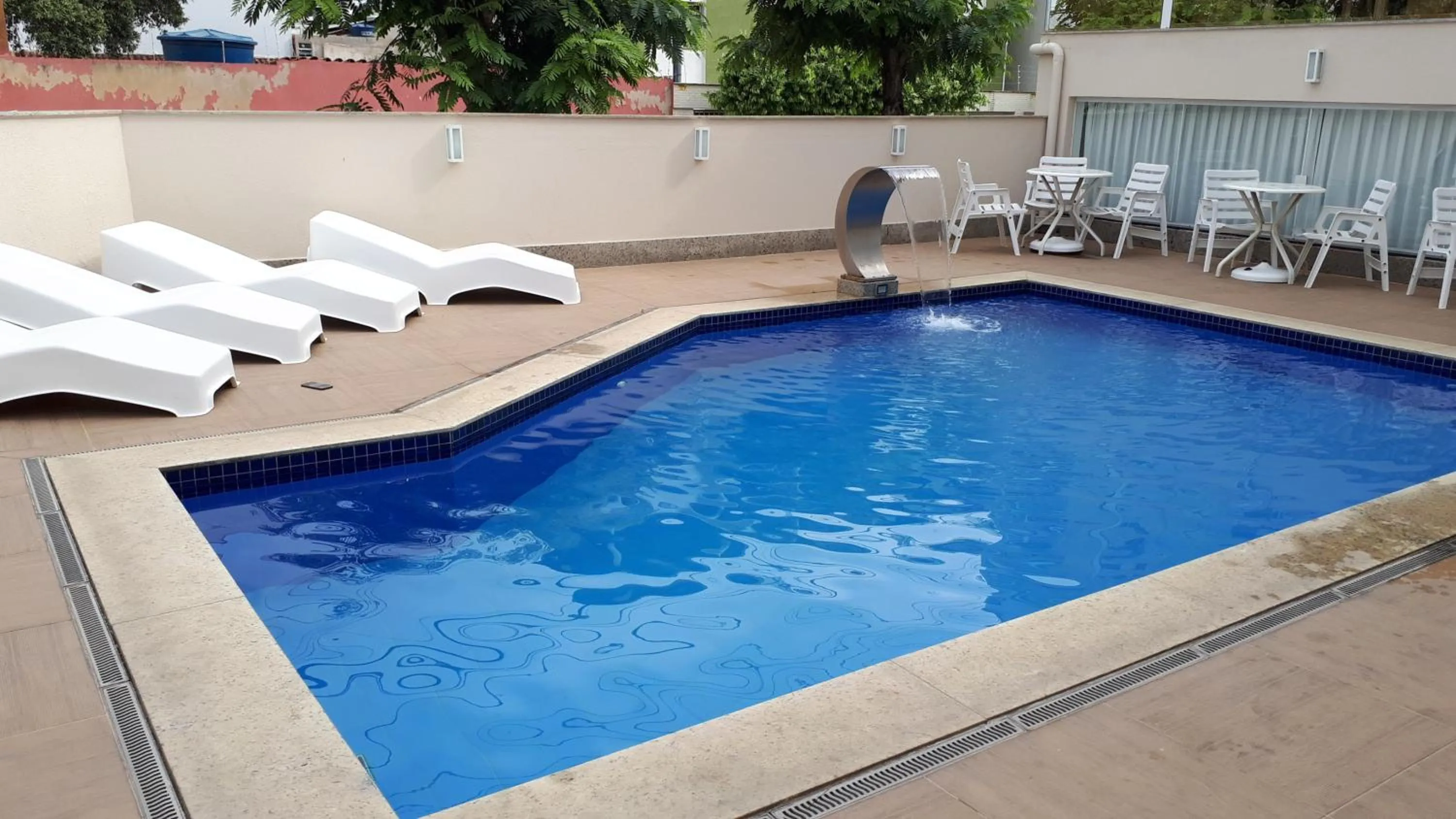 Swimming pool in Hotel Plenotel