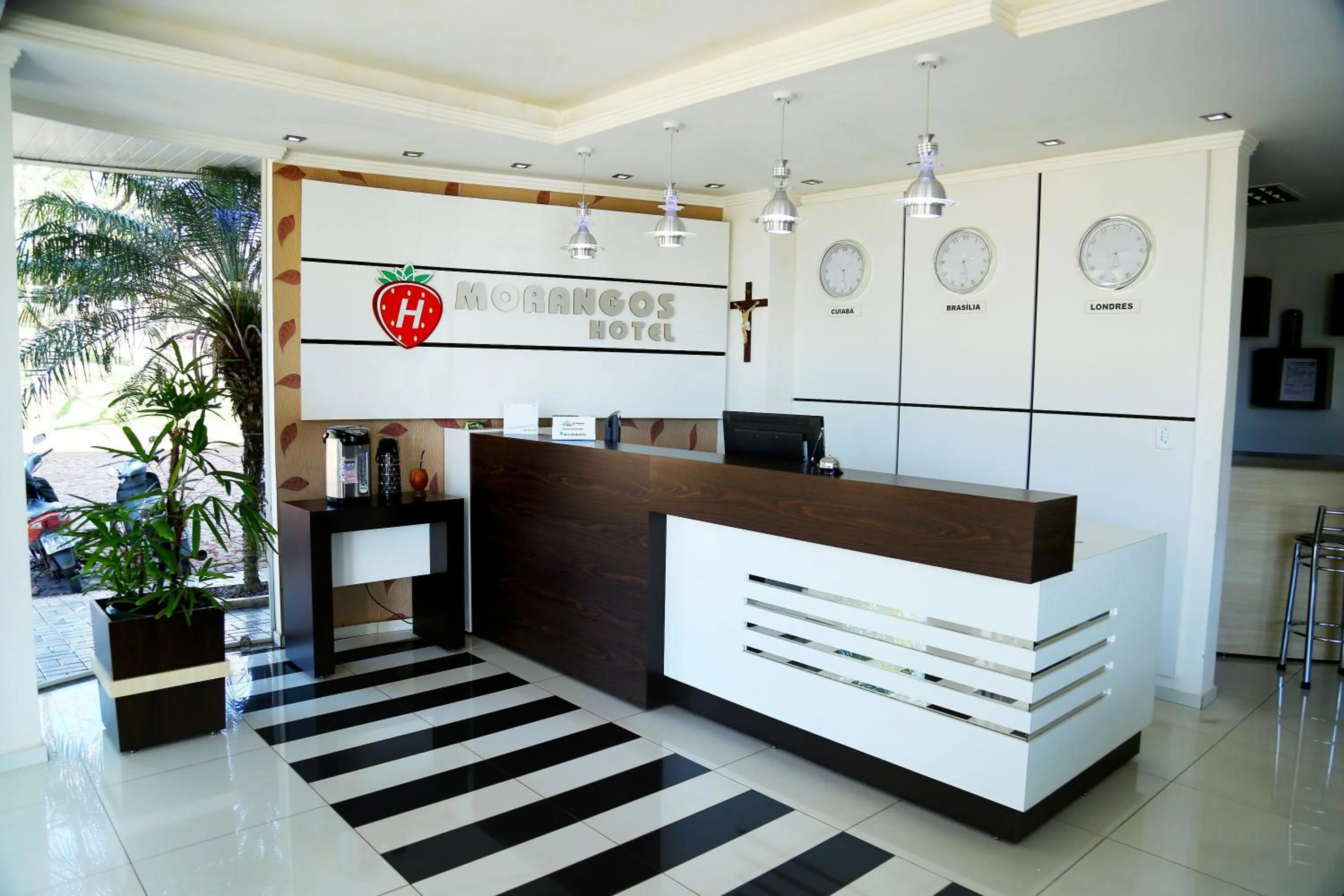 Lobby or reception in Morangos Hotel
