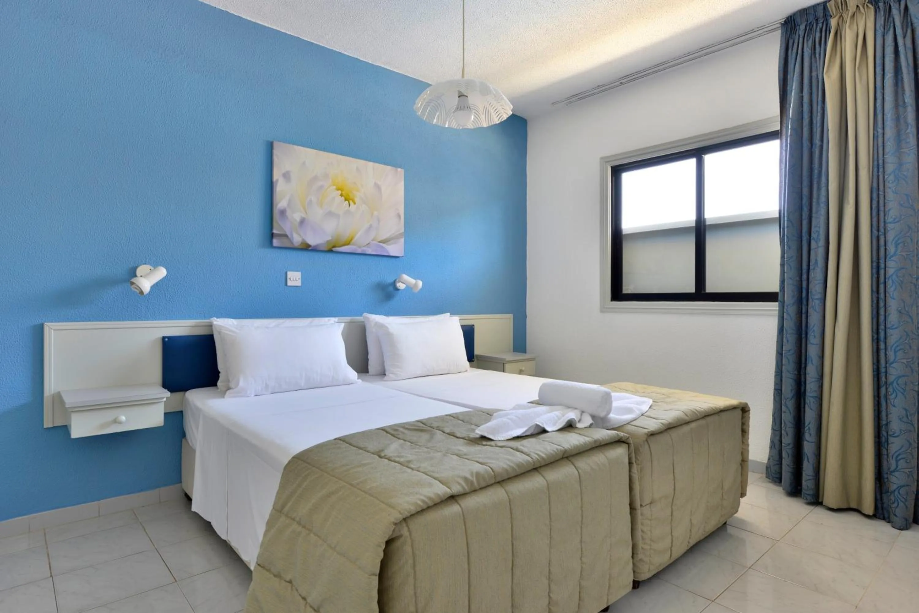 Bedroom, Bed in Napa Prince Hotel Apts