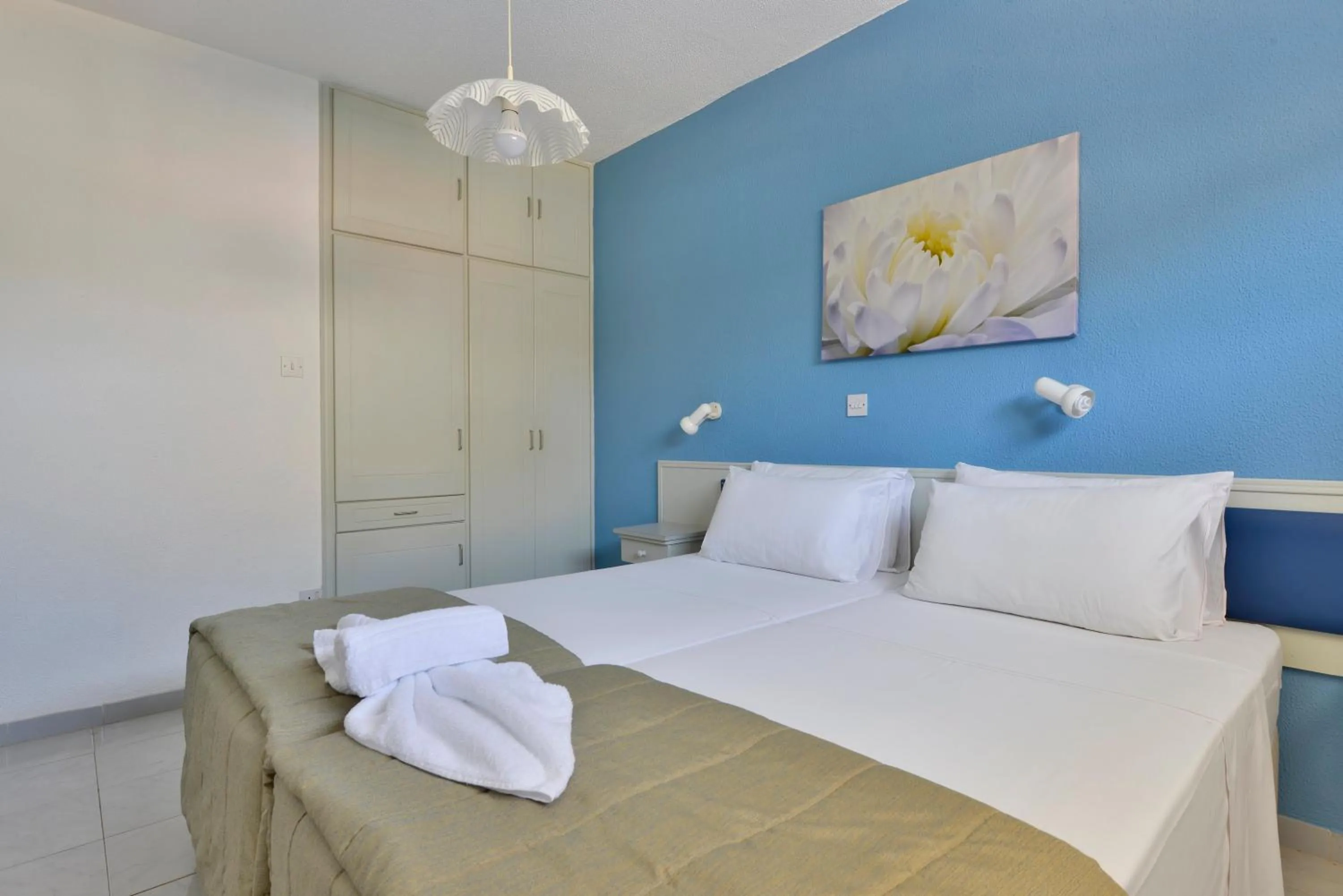 Bedroom, Bed in Napa Prince Hotel Apts