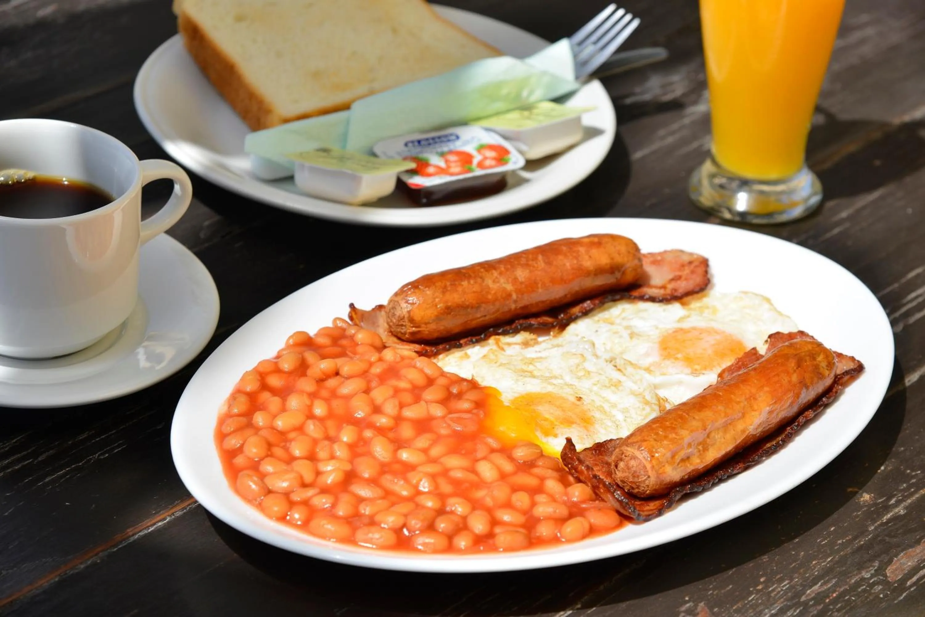 Meals in Napa Prince Hotel Apts