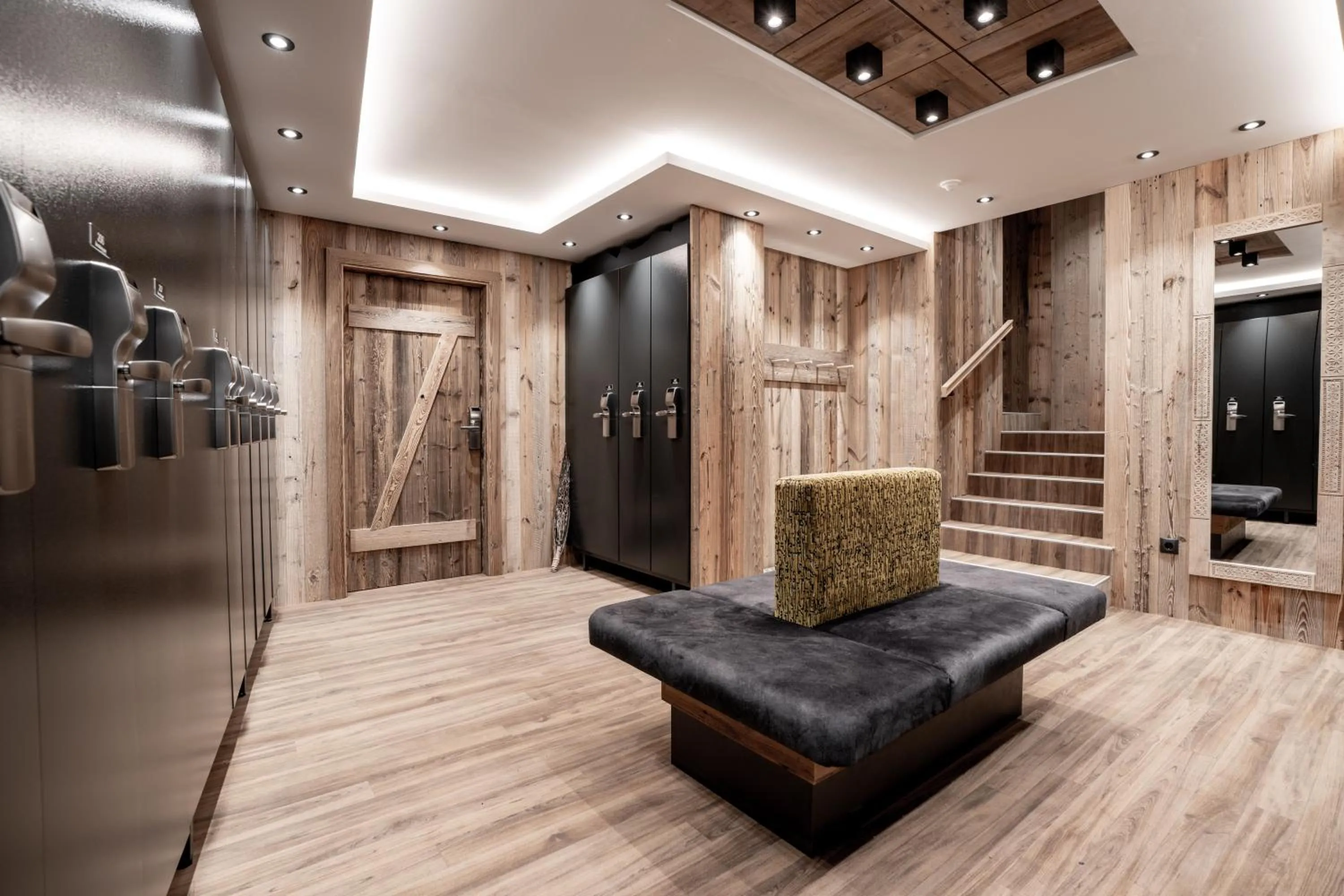 Skiing in Hotel Victoria