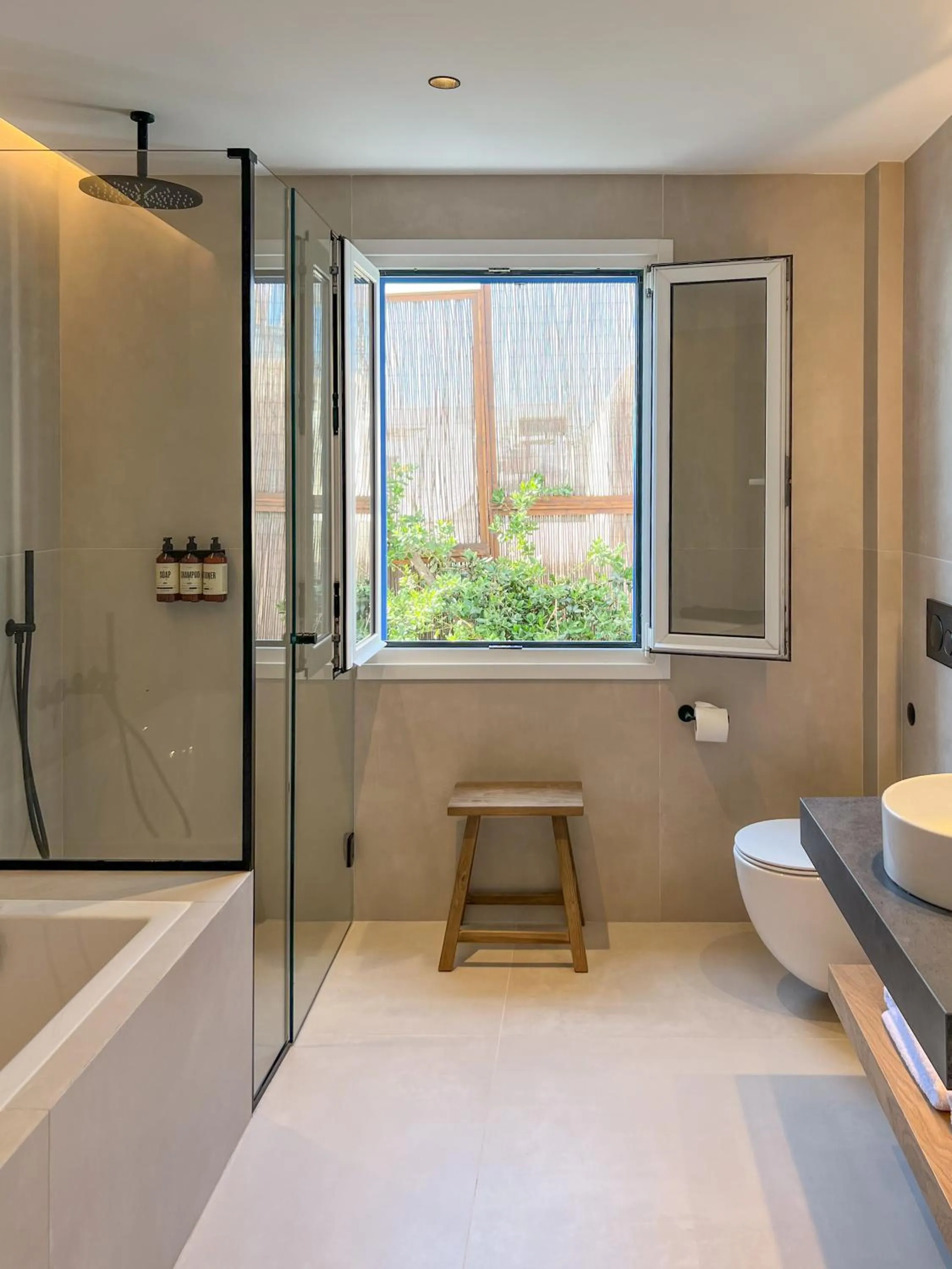 Bathroom in Portobello Boutique Hotel