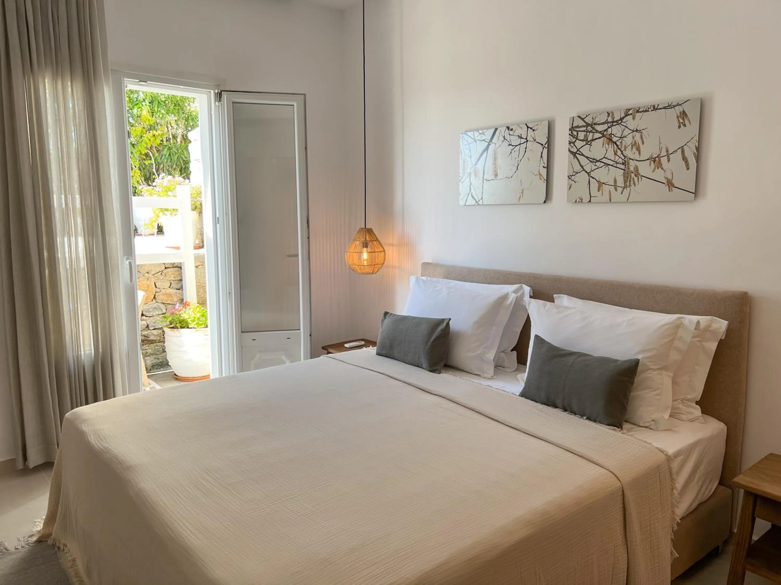 Bed in Portobello Boutique Hotel