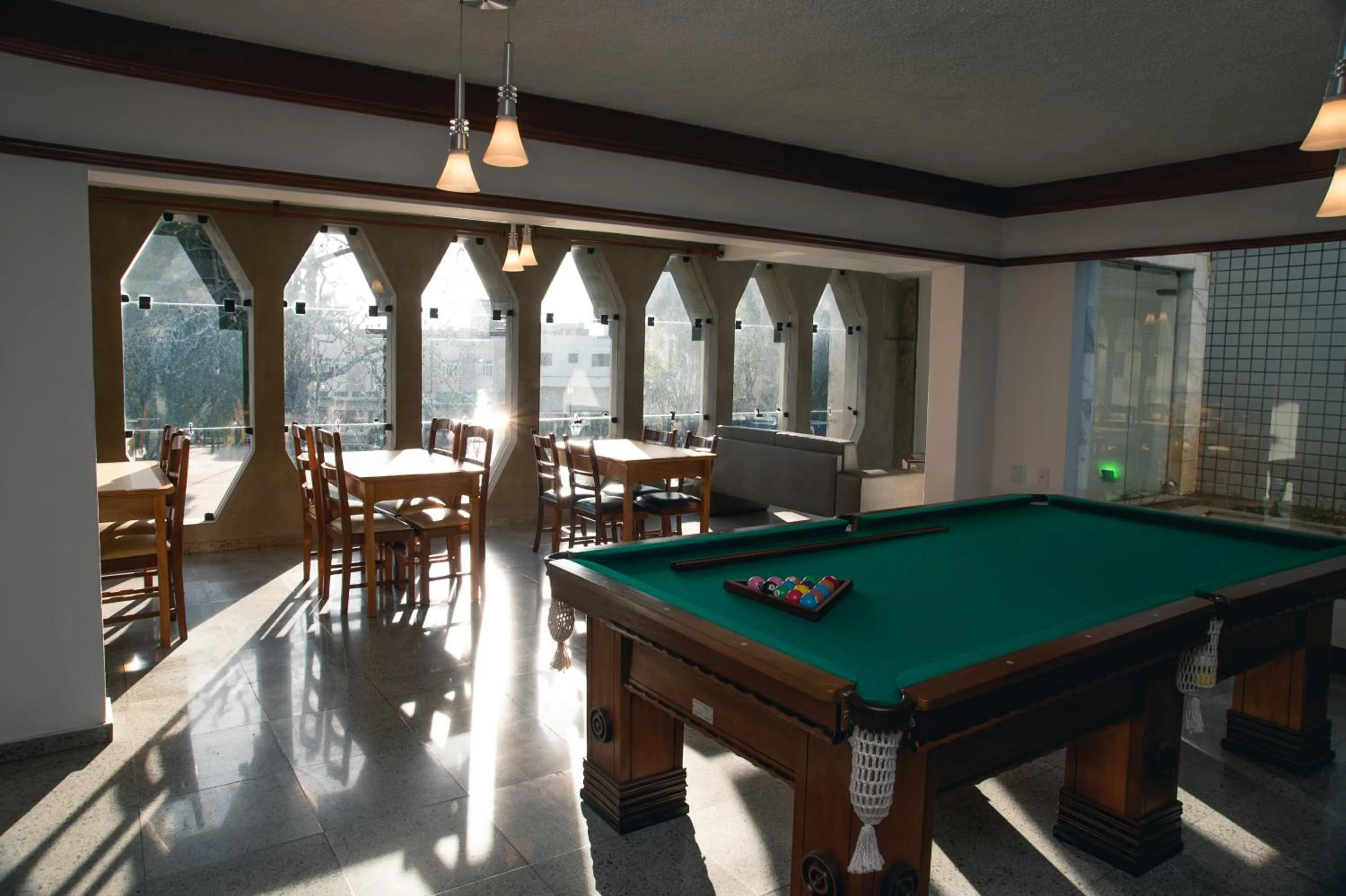 Billiard in Lucape Palace Hotel