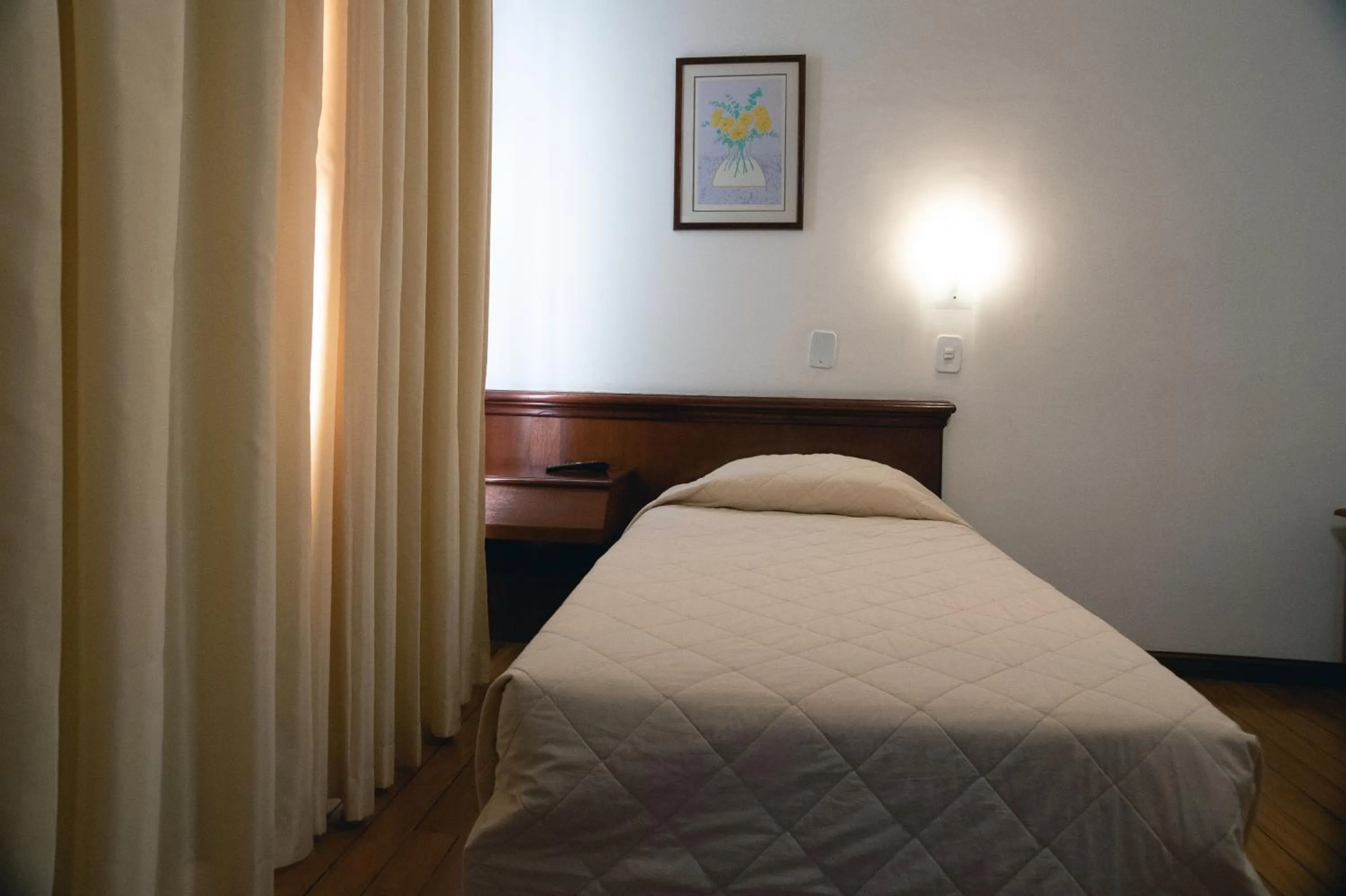 Bed in Lucape Palace Hotel