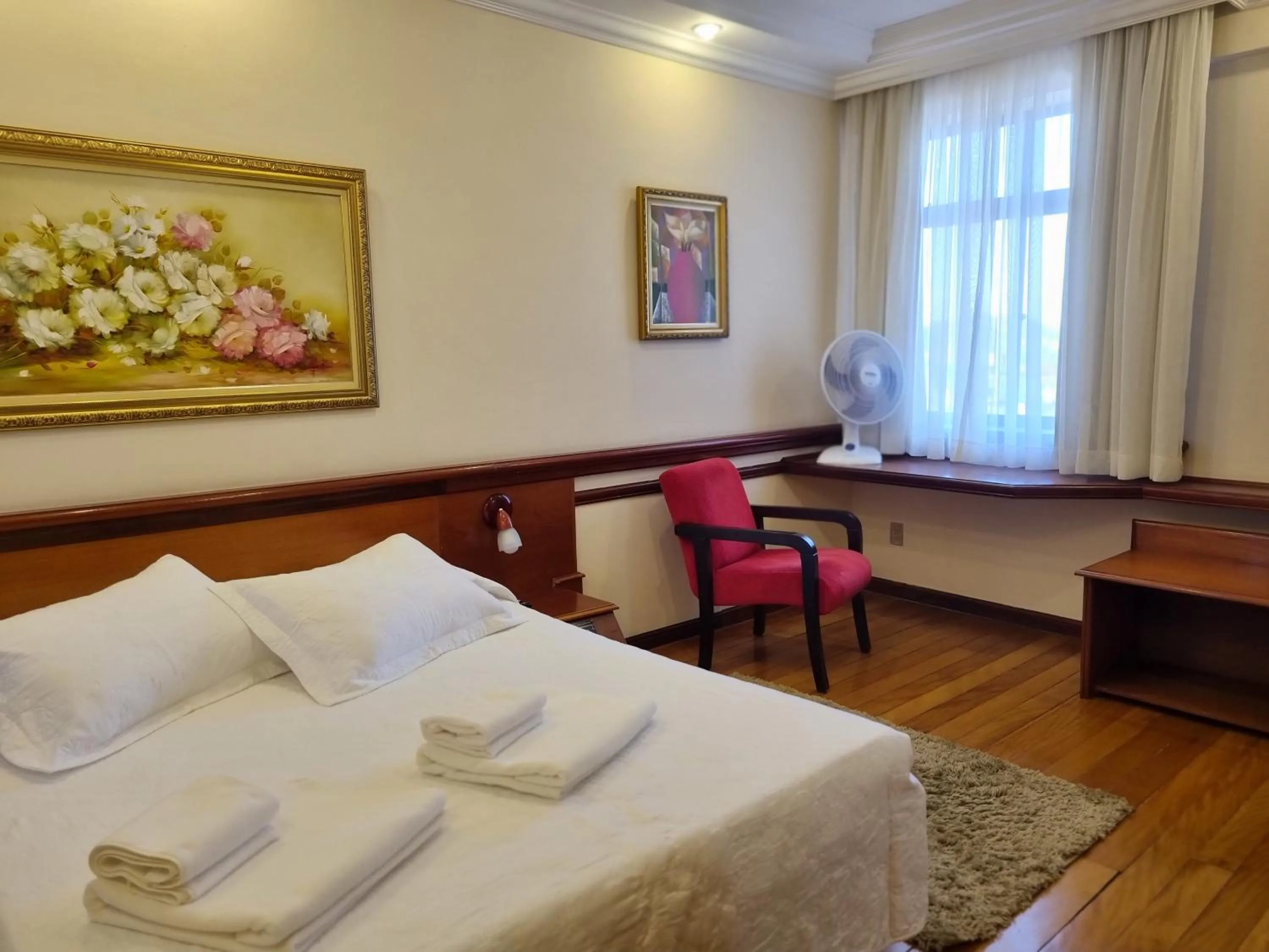 Bed in Lucape Palace Hotel