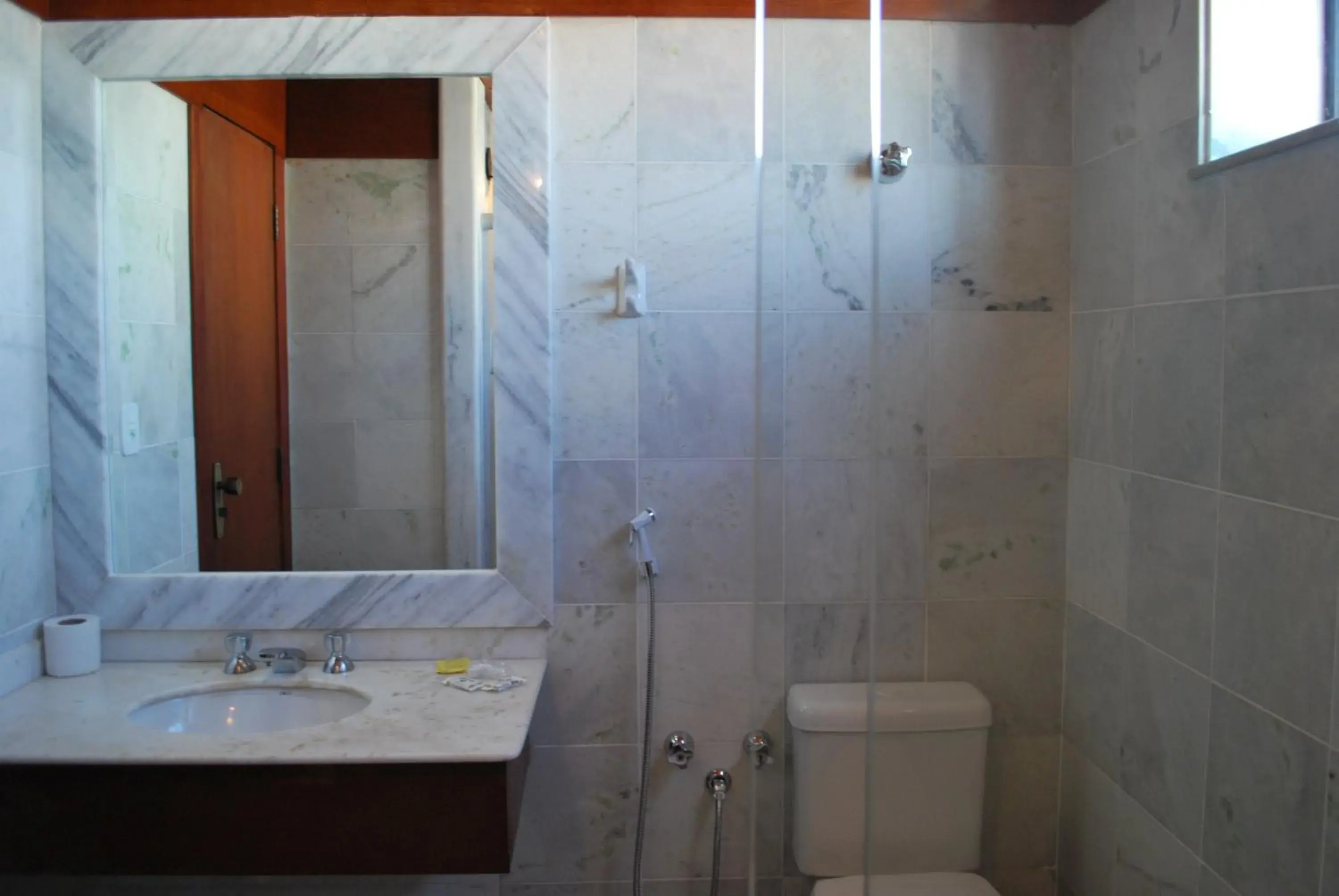 Standard Twin Room in Lucape Palace Hotel Standard Twin Room in Lucape Palace Hotel