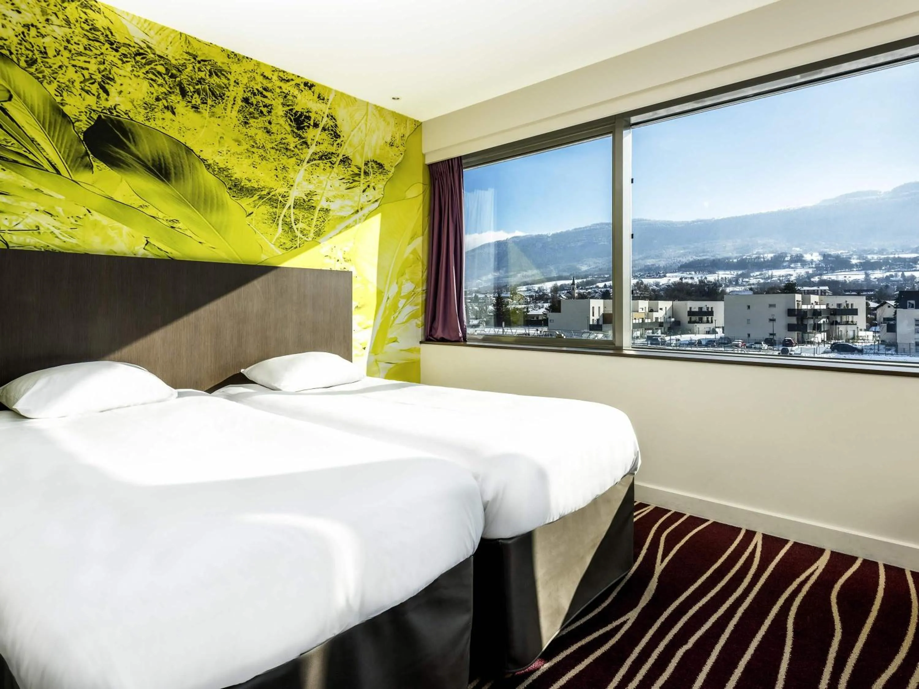 Bedroom, Bed in ibis Styles Saint Julien en Genevois Vitam