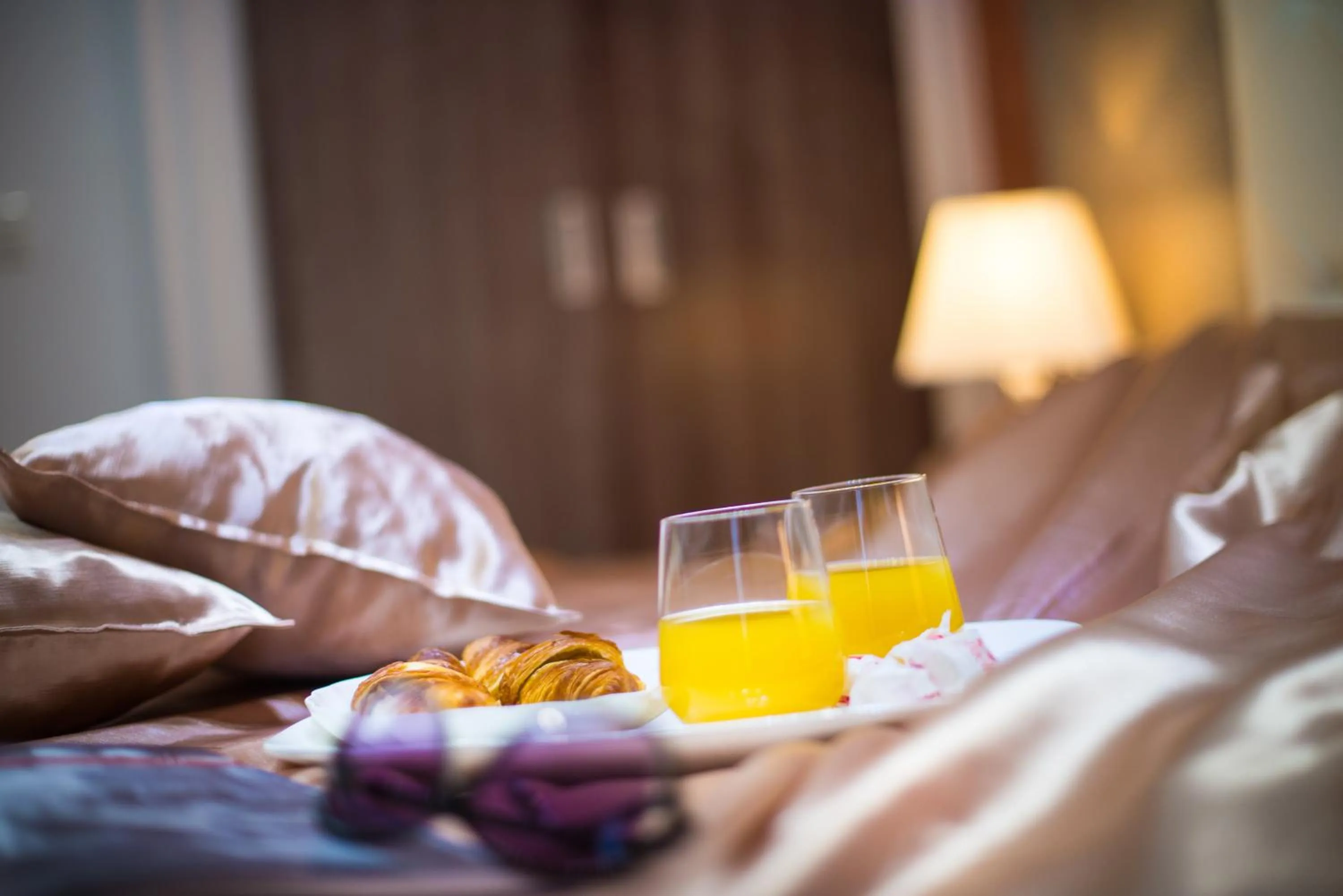 Drinks, Bed in Hotel Boutique Natka