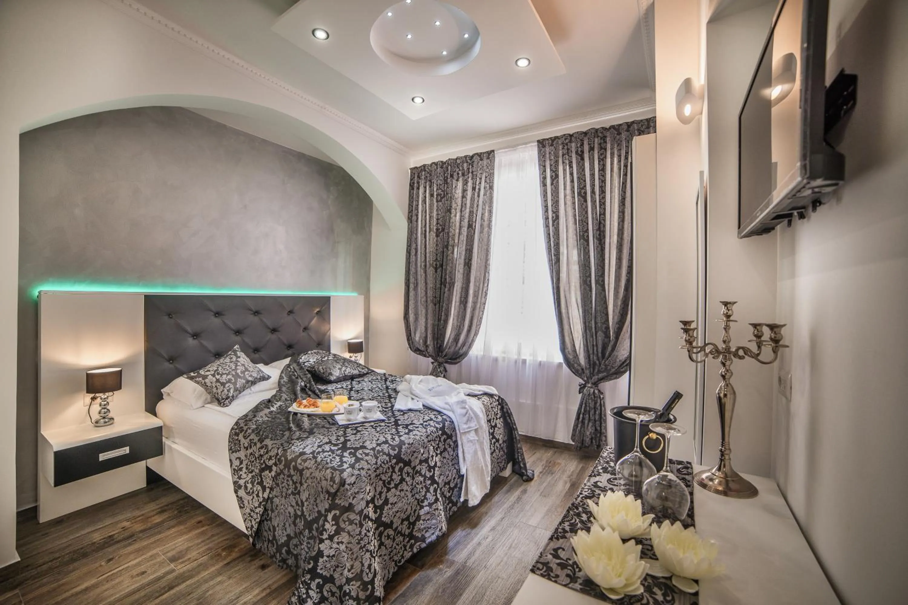 Photo of the whole room, Bed in Hotel Boutique Natka