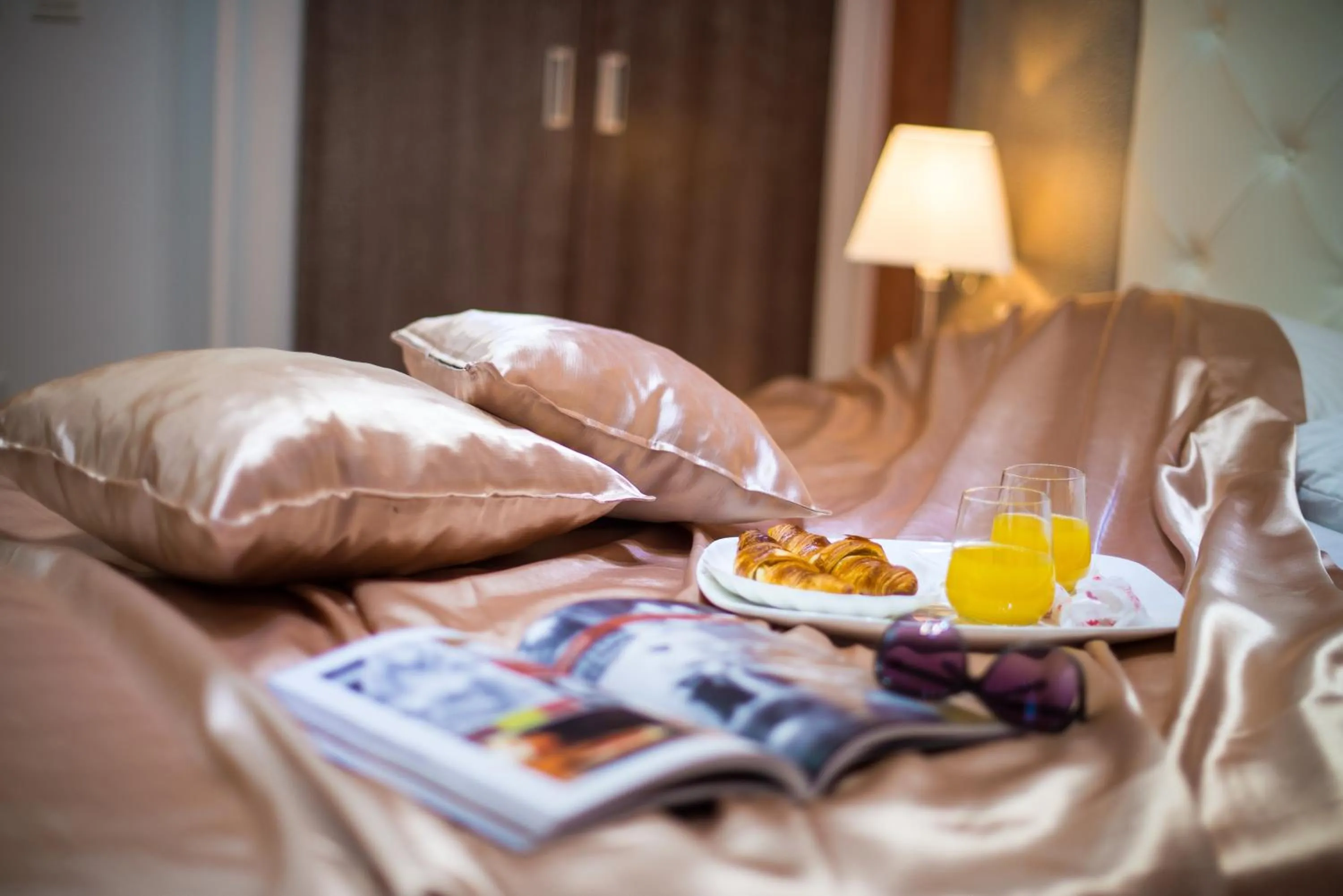 Food, Bed in Hotel Boutique Natka