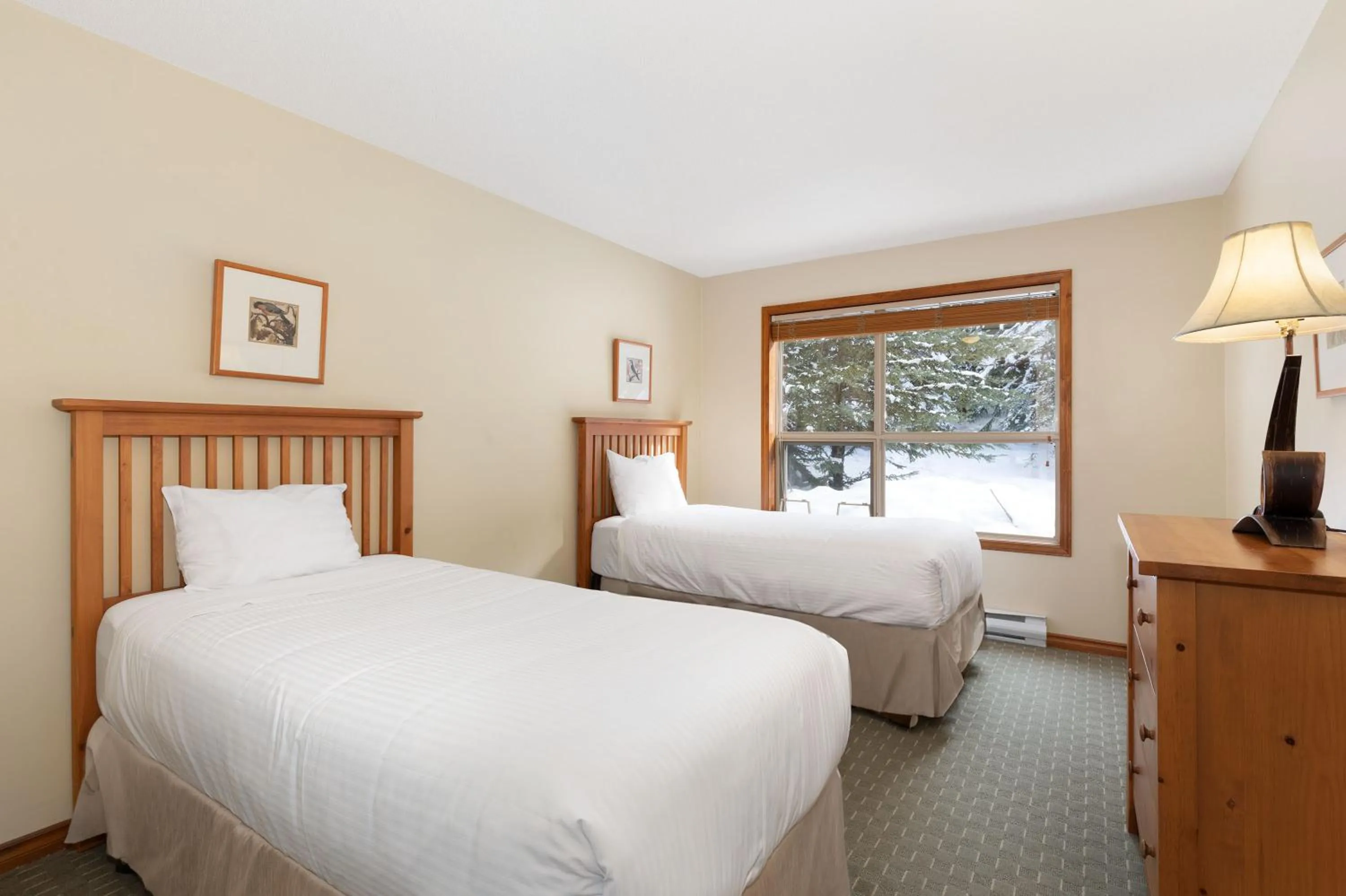 Bedroom, Bed in The Aspens by Whiski Jack