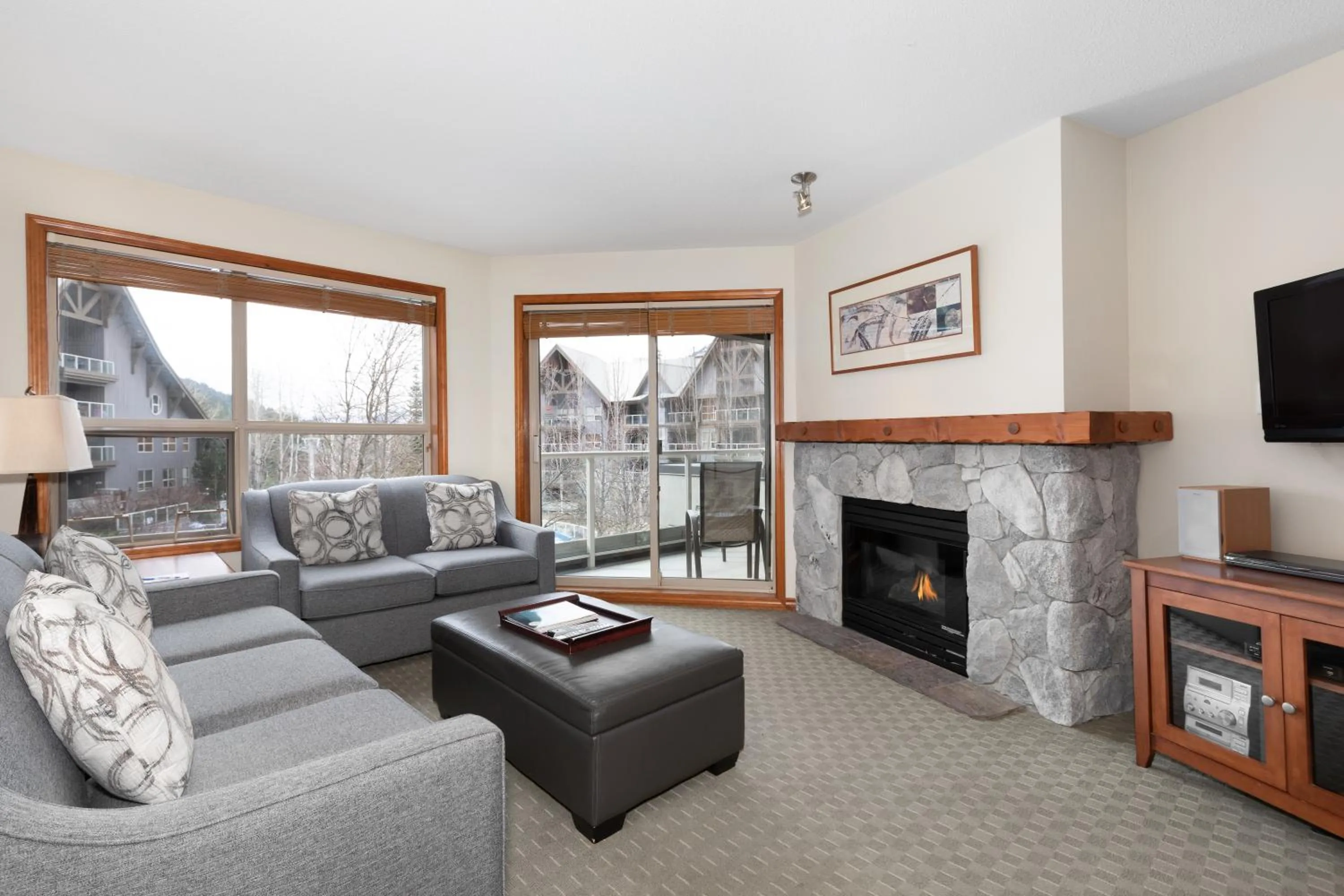 TV and multimedia in The Aspens by Whiski Jack