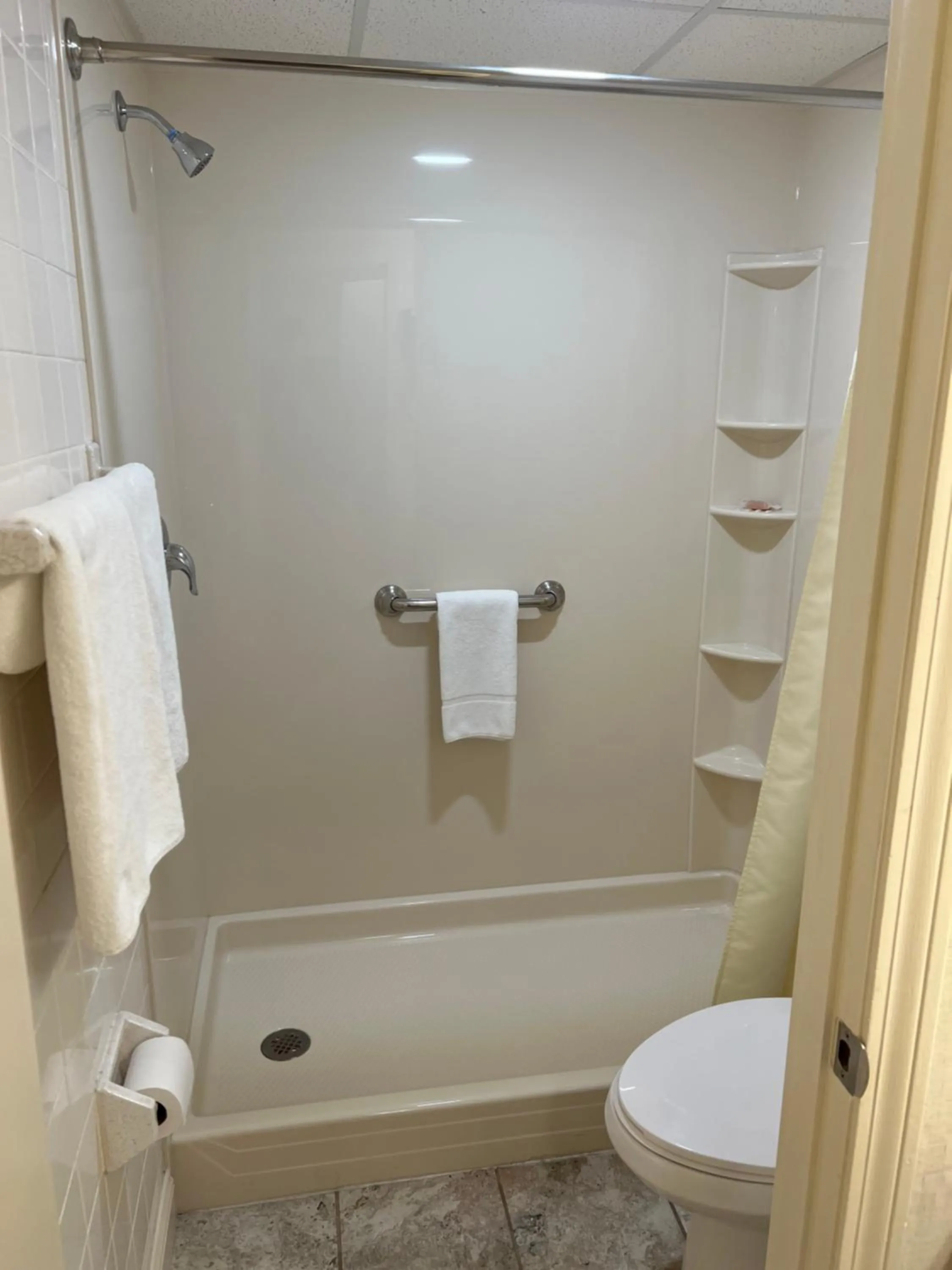 Town & Country Inn & Resort