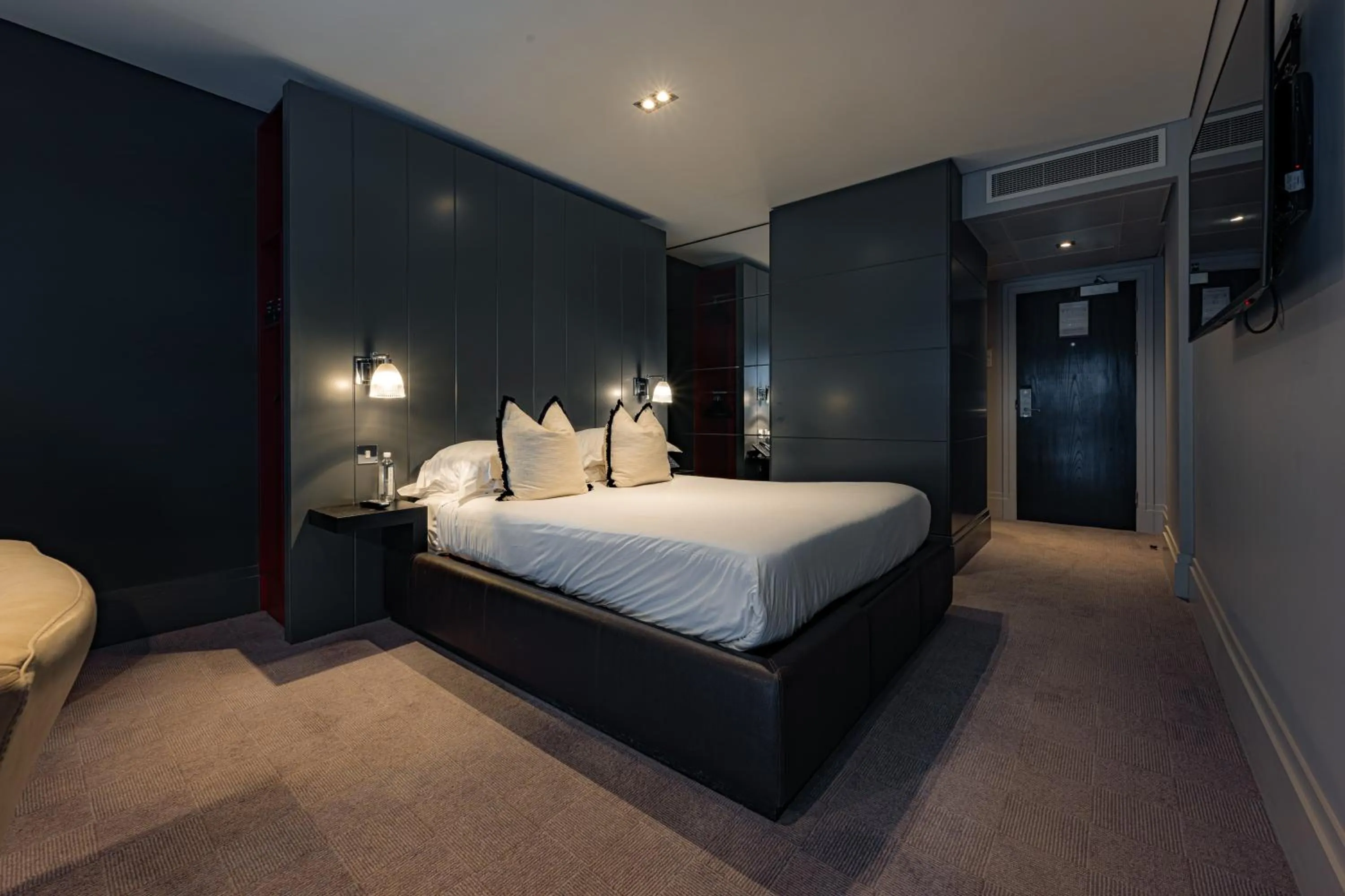 Bed in Dakota Eurocentral