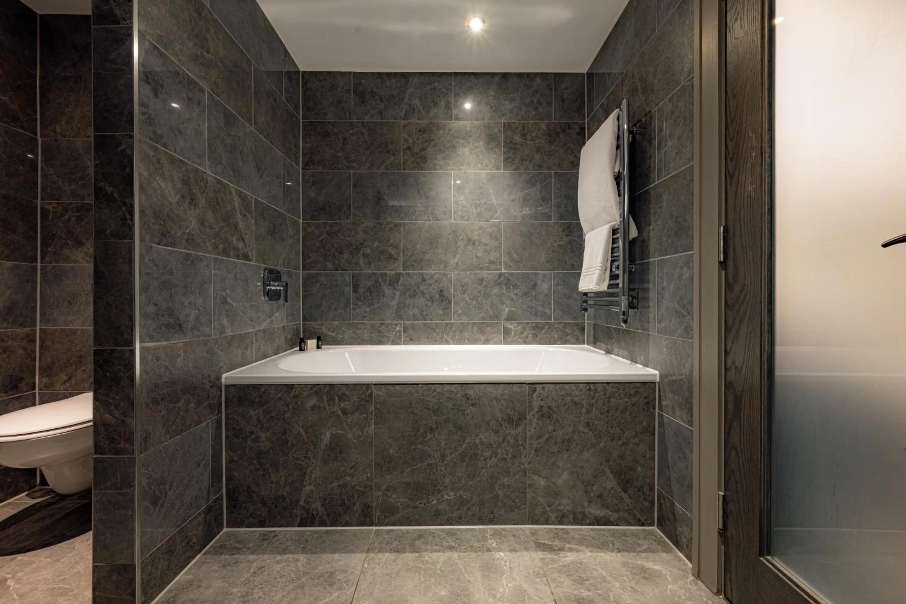 Bathroom in Dakota Eurocentral