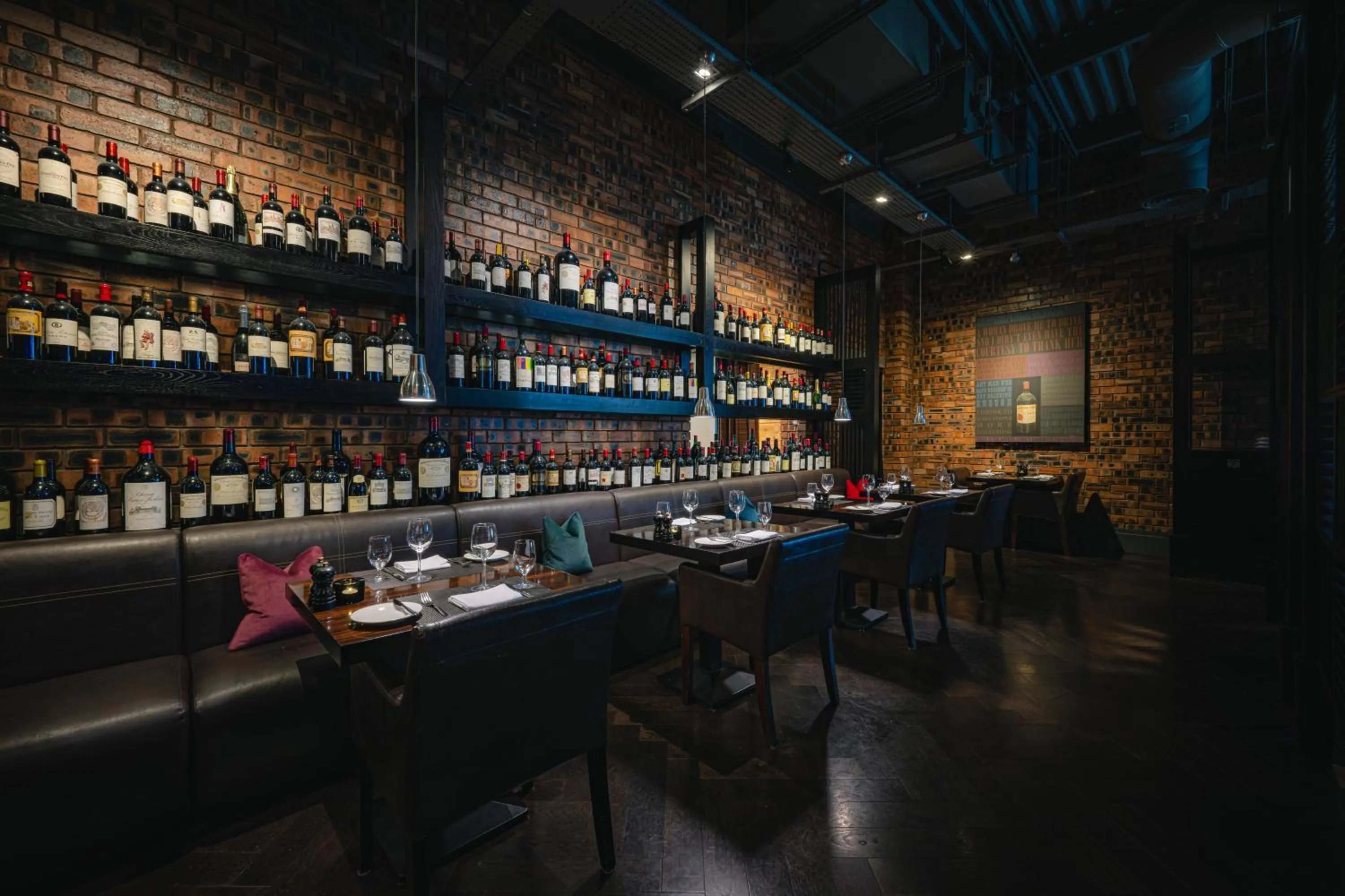 Restaurant/places to eat in Dakota Eurocentral