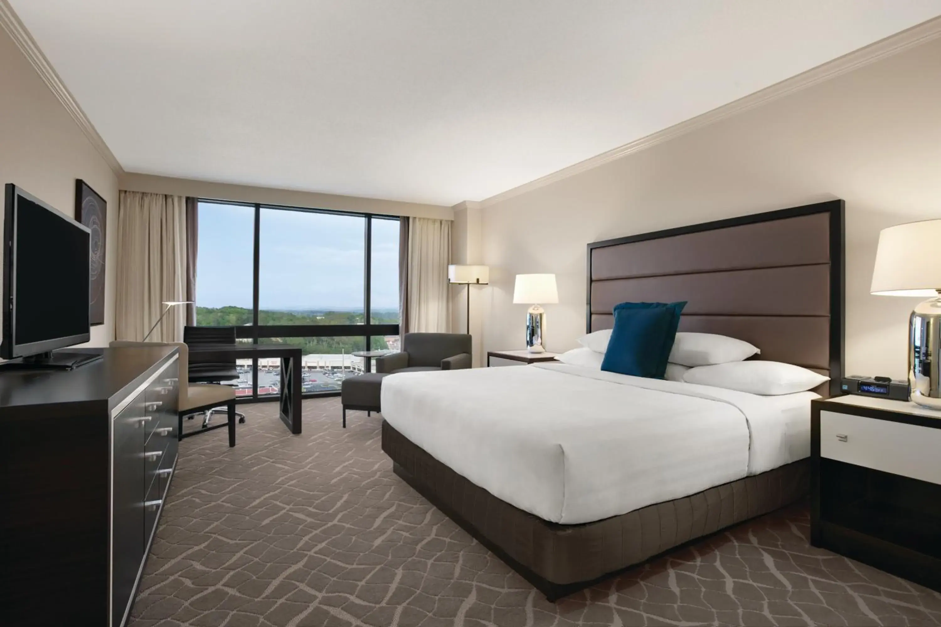 King Room - High Floor in Hyatt Regency Birmingham - The Wynfrey Hotel King Room - High Floor in Hyatt Regency Birmingham - The Wynfrey Hotel