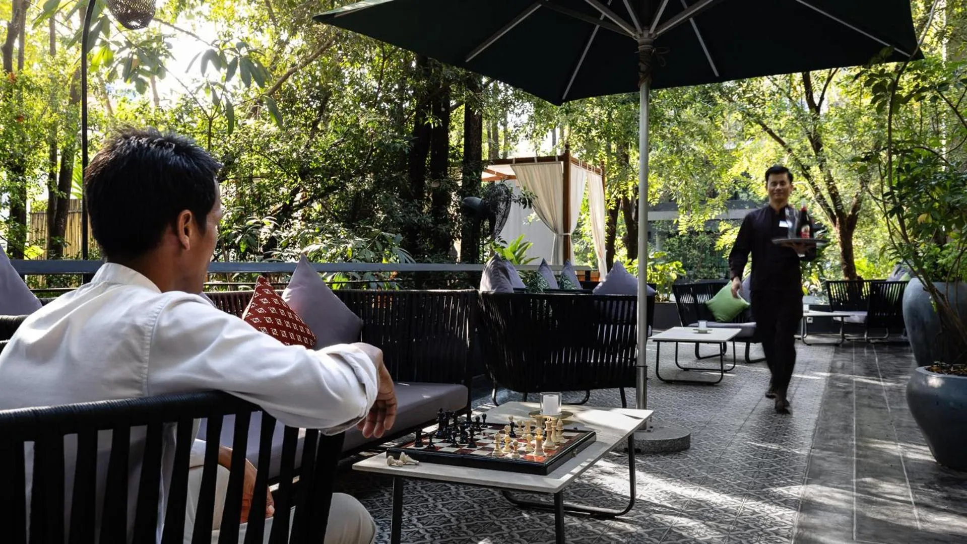 Balcony/Terrace in Anjali by Syphon