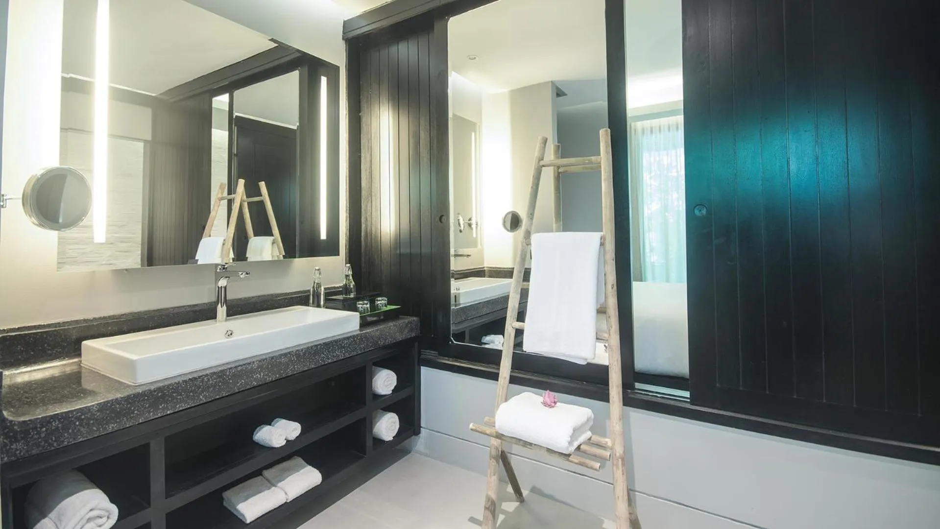 Bathroom in Anjali by Syphon