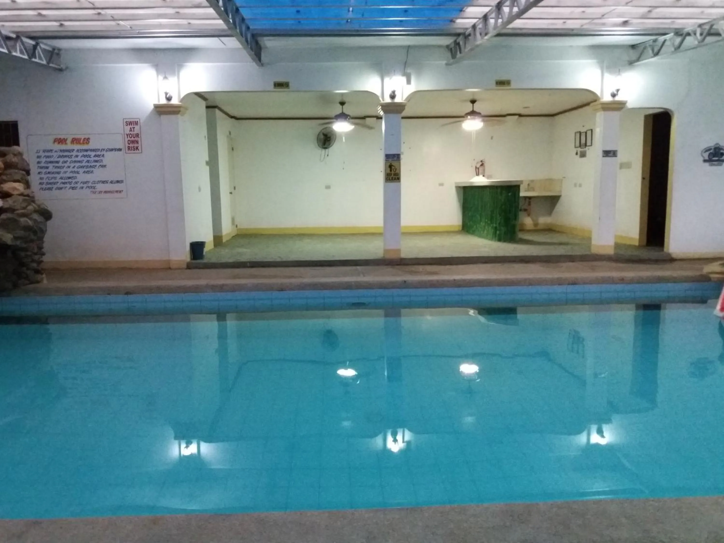 Swimming pool in Aikaterinis