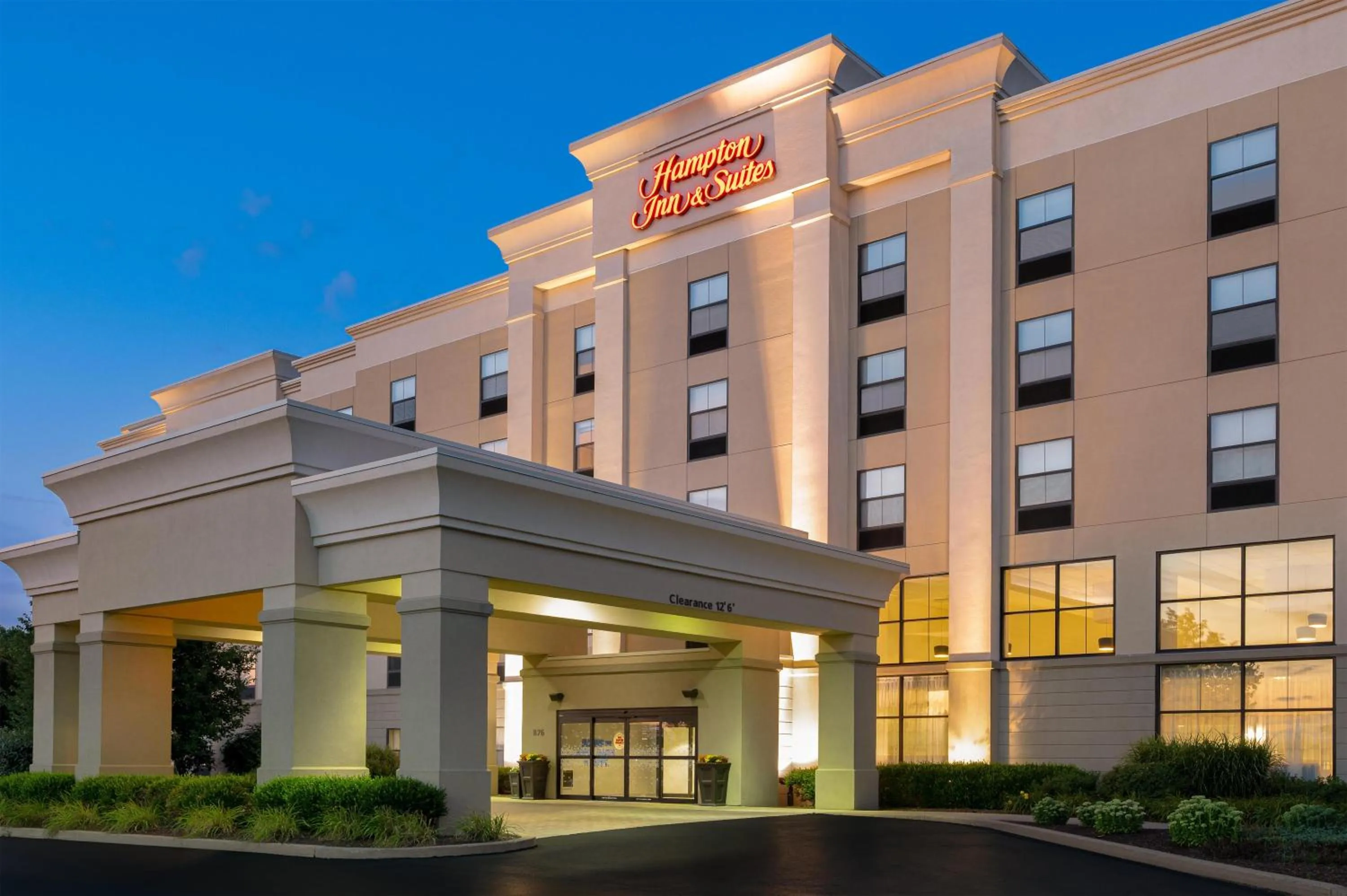 Property building in Hampton Inn & Suites Wilkes-Barre
