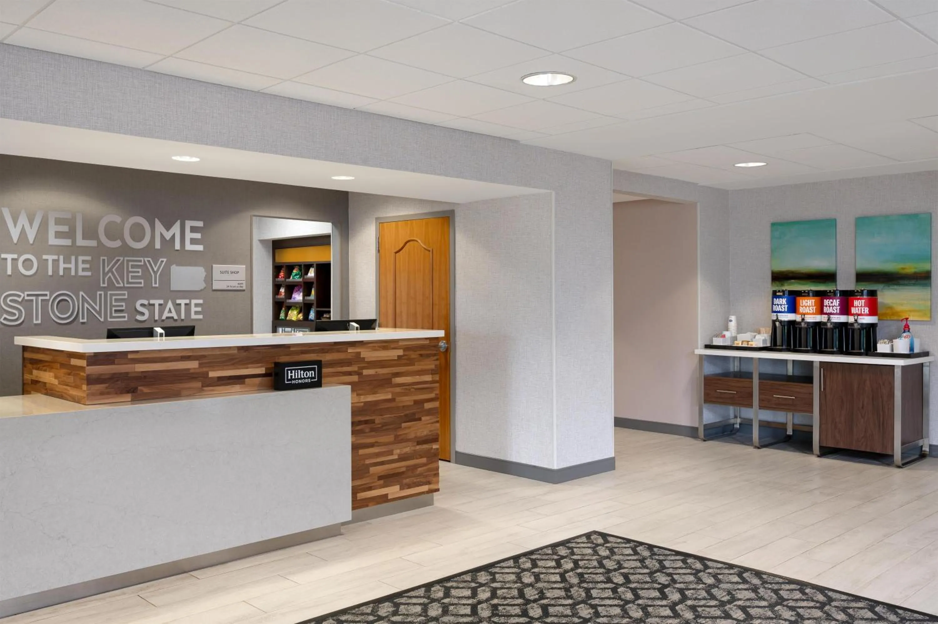 Lobby or reception in Hampton Inn & Suites Wilkes-Barre