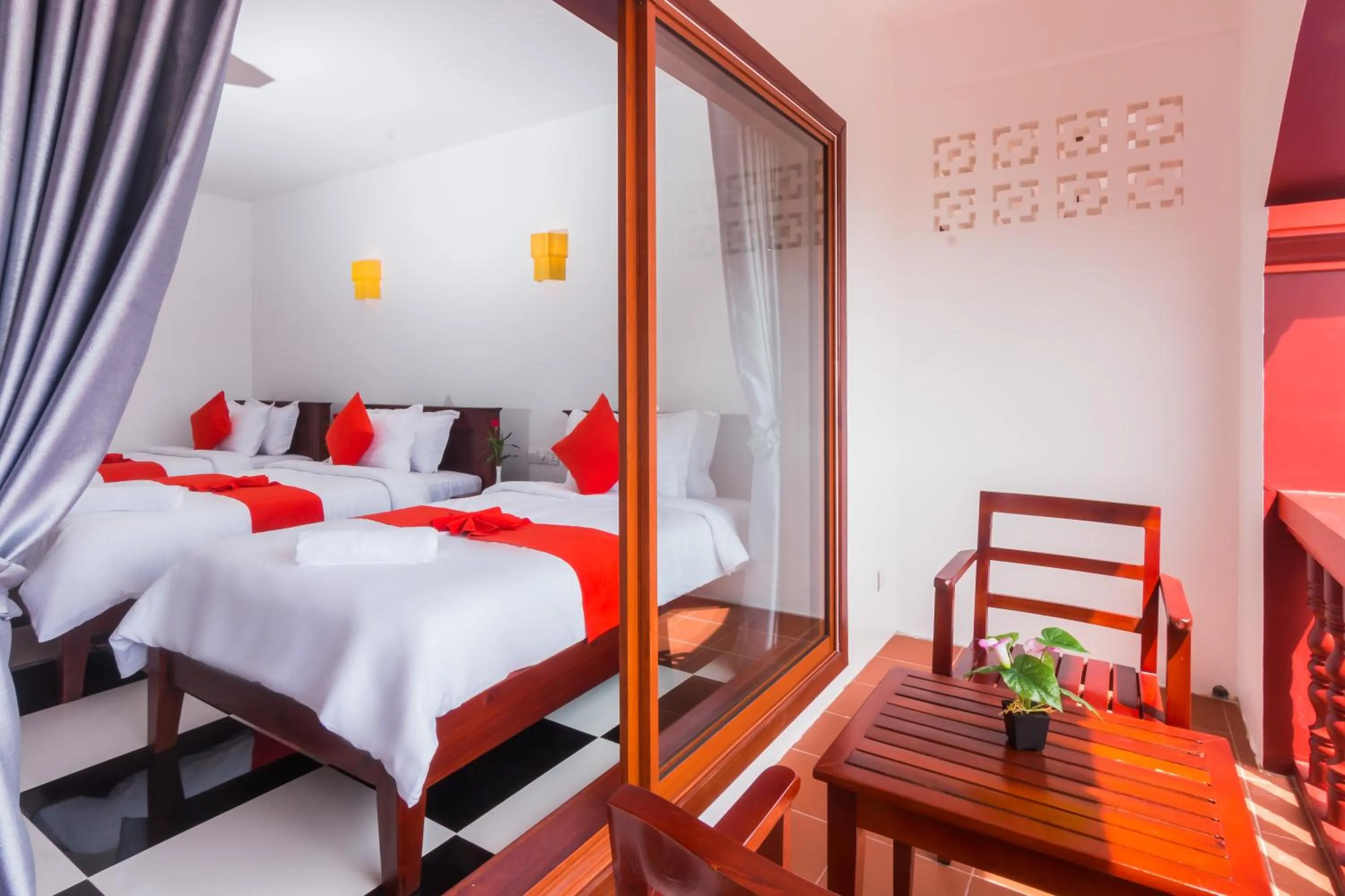 Balcony/Terrace, Bed in Bou Savy Villa