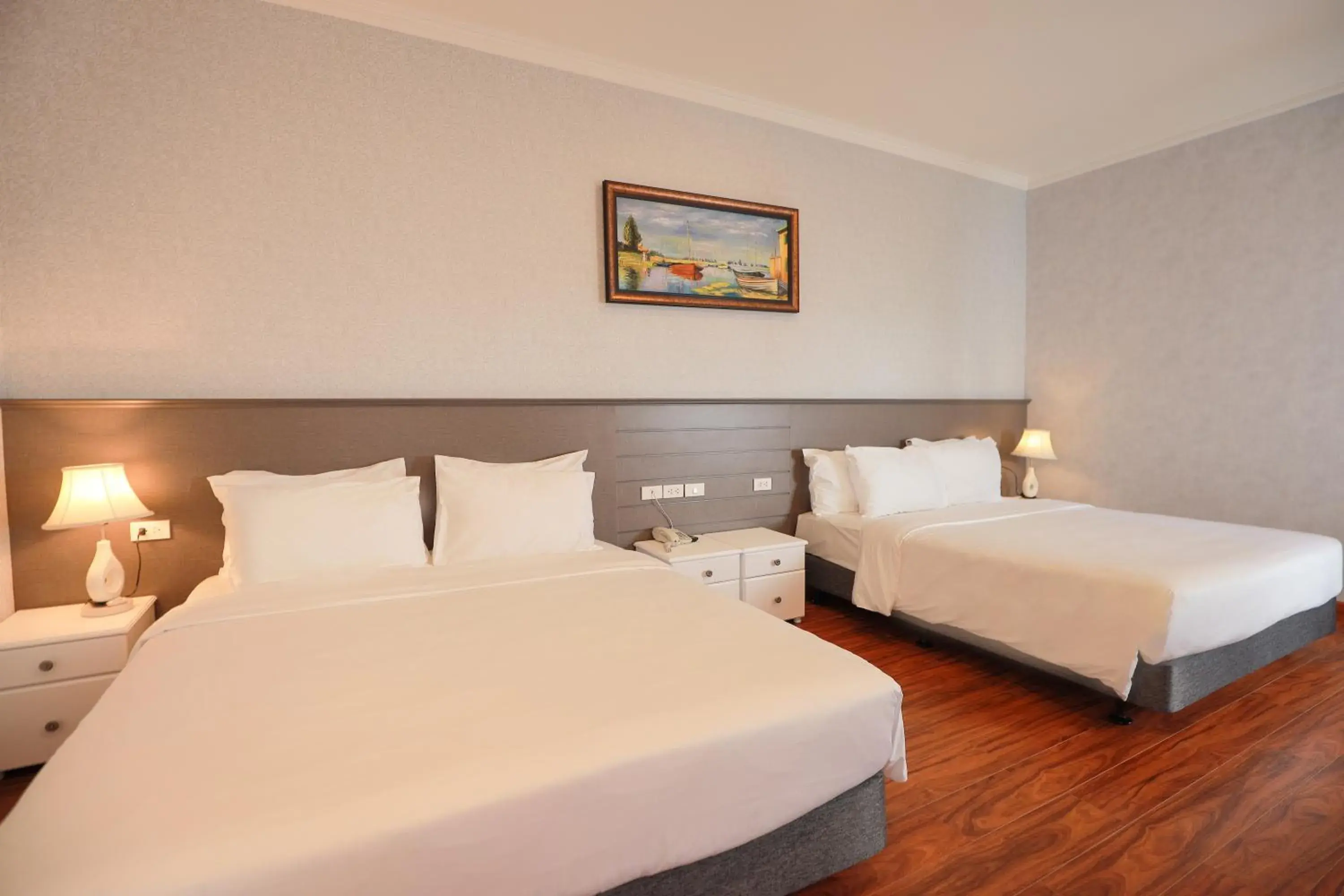 Superior Family Room in Hotel Du Lys Superior Family Room in Hotel Du Lys