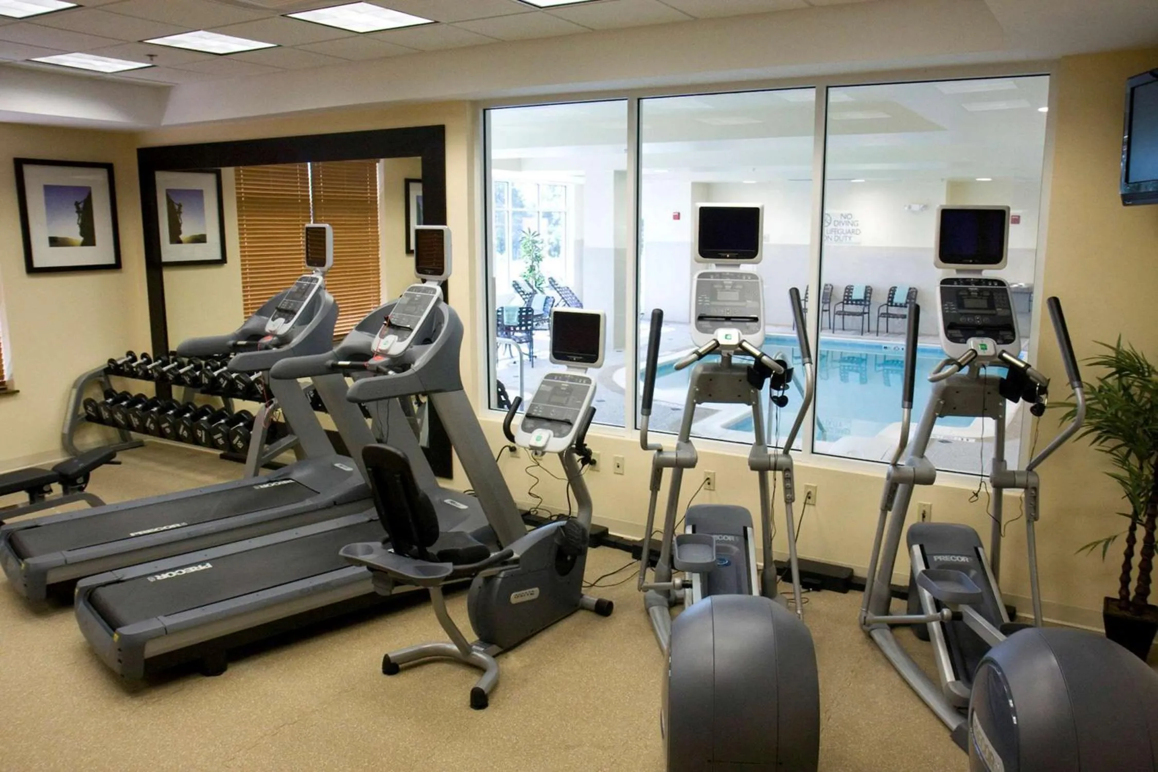 Fitness centre/facilities in Hilton Garden Inn Aberdeen