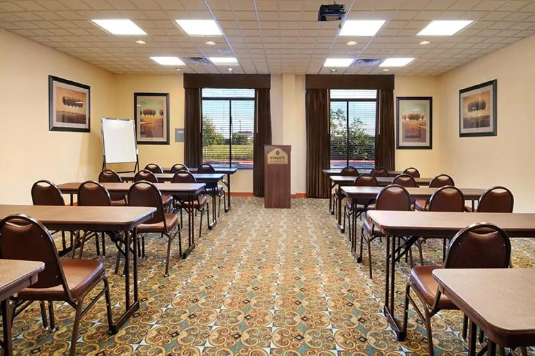 Meeting/conference room in Wingate by Wyndham New Braunfels