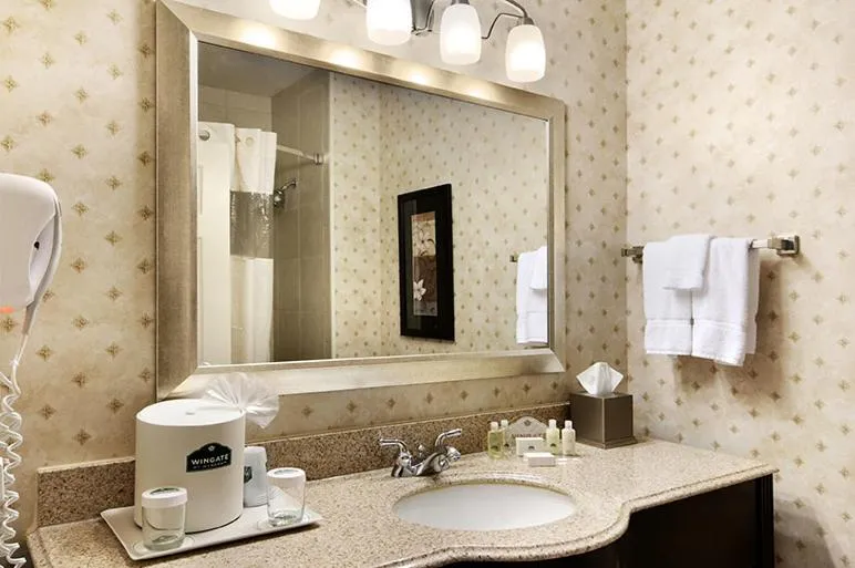Bathroom in Wingate by Wyndham New Braunfels